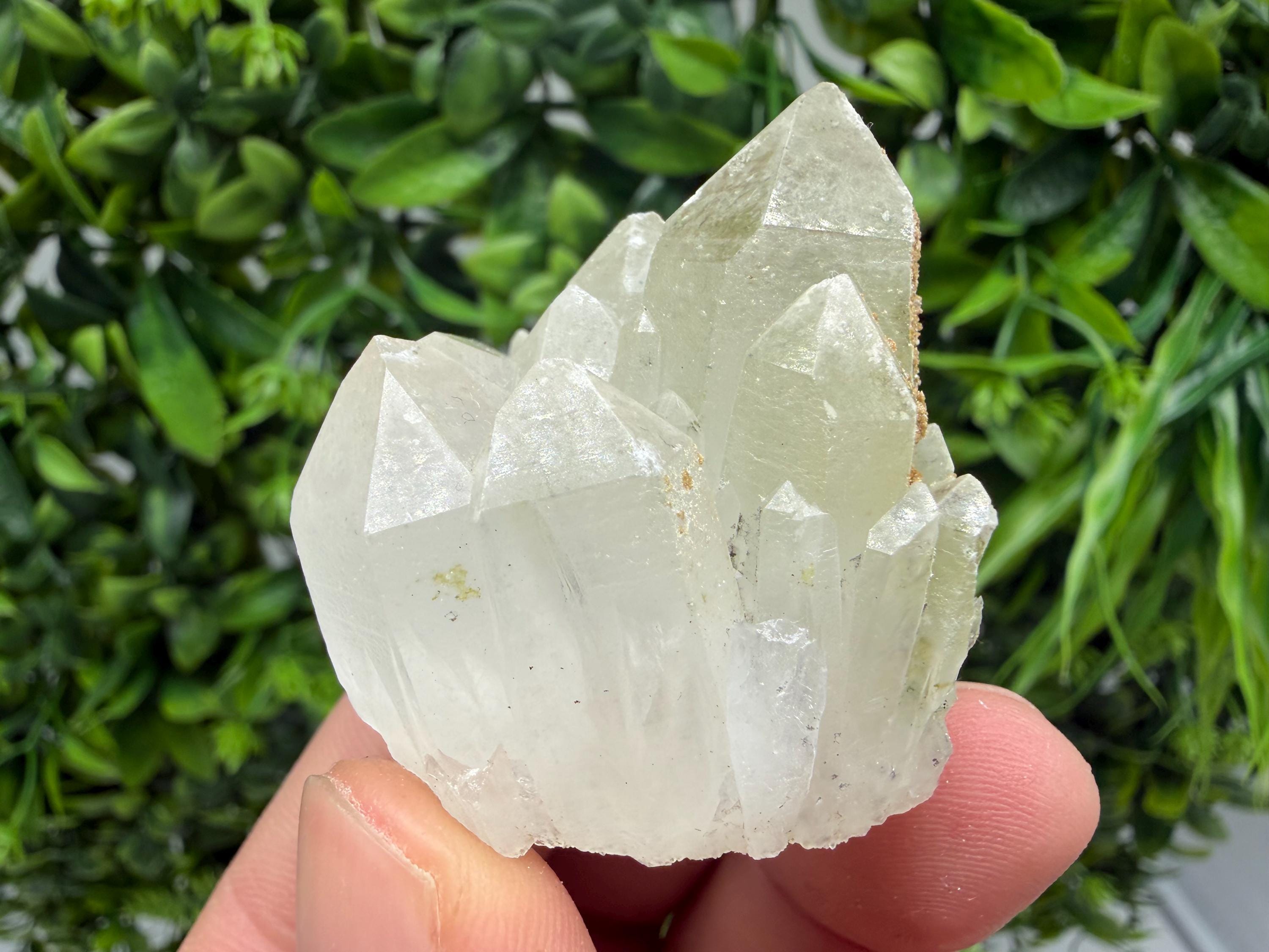 Wonderful Transparent Quartz whit Chlorite ,From 9th September mine,Madan,Bulgaria,Quartz,Quartz crystal,mineral specimen,collection quartz