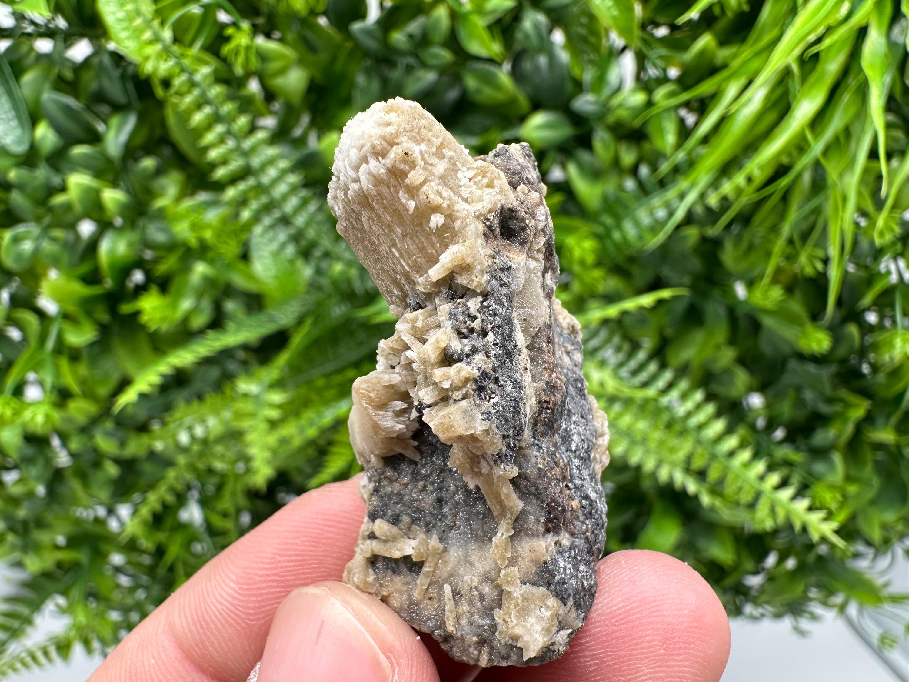Bulgarian Calcite Cluster: Natural Mineral Specimen, Home Decor Stone