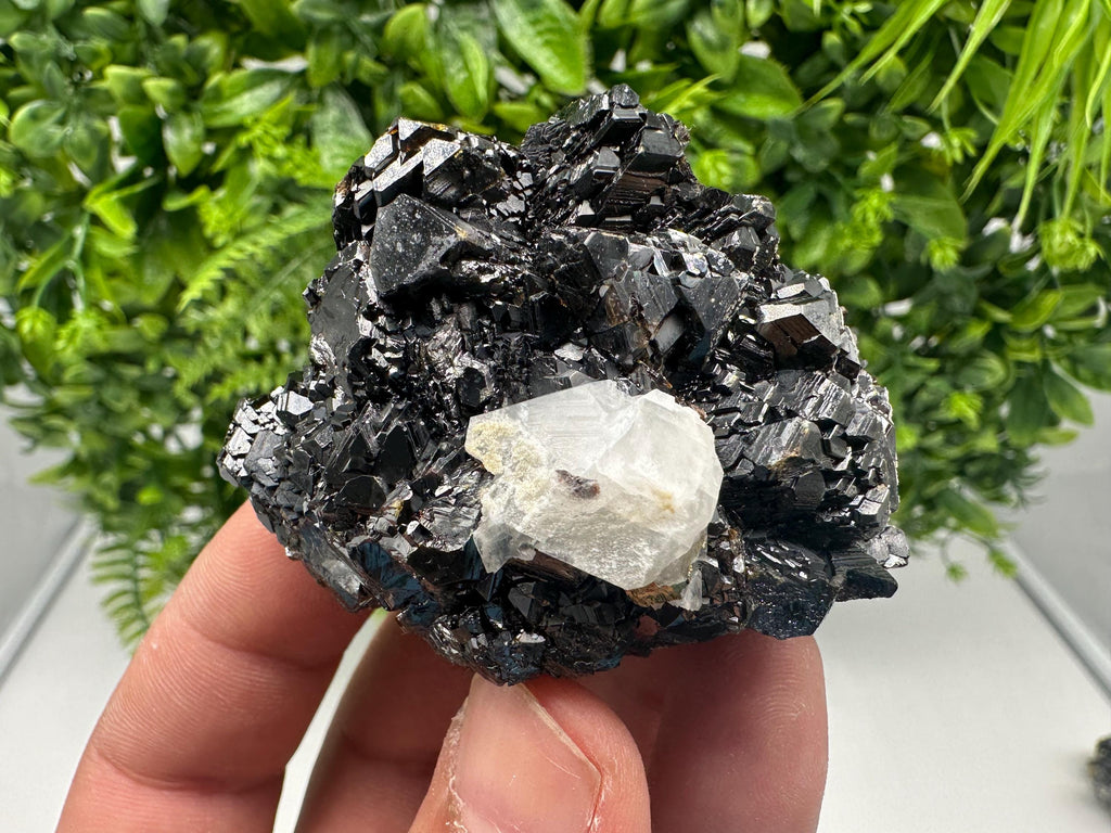 Quartz with Black Sphalerite, Crystal Home Decor Stone, Bulgaria