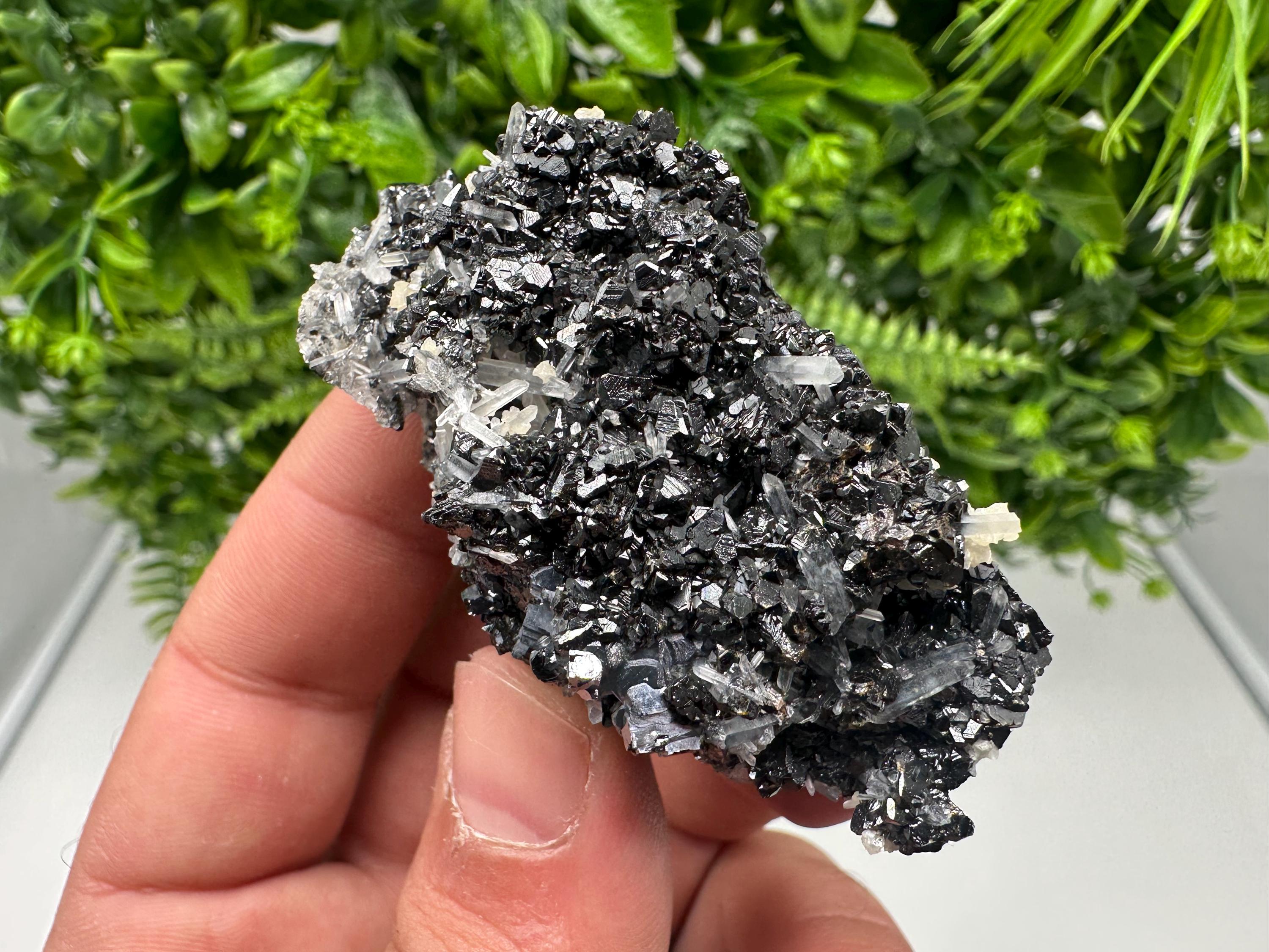 Stunning Quartz whit Sphalerite,Hematite,Iron oxide from 9th September mine,natural,collectible mineral specimen,home decor stone,gift,cryst