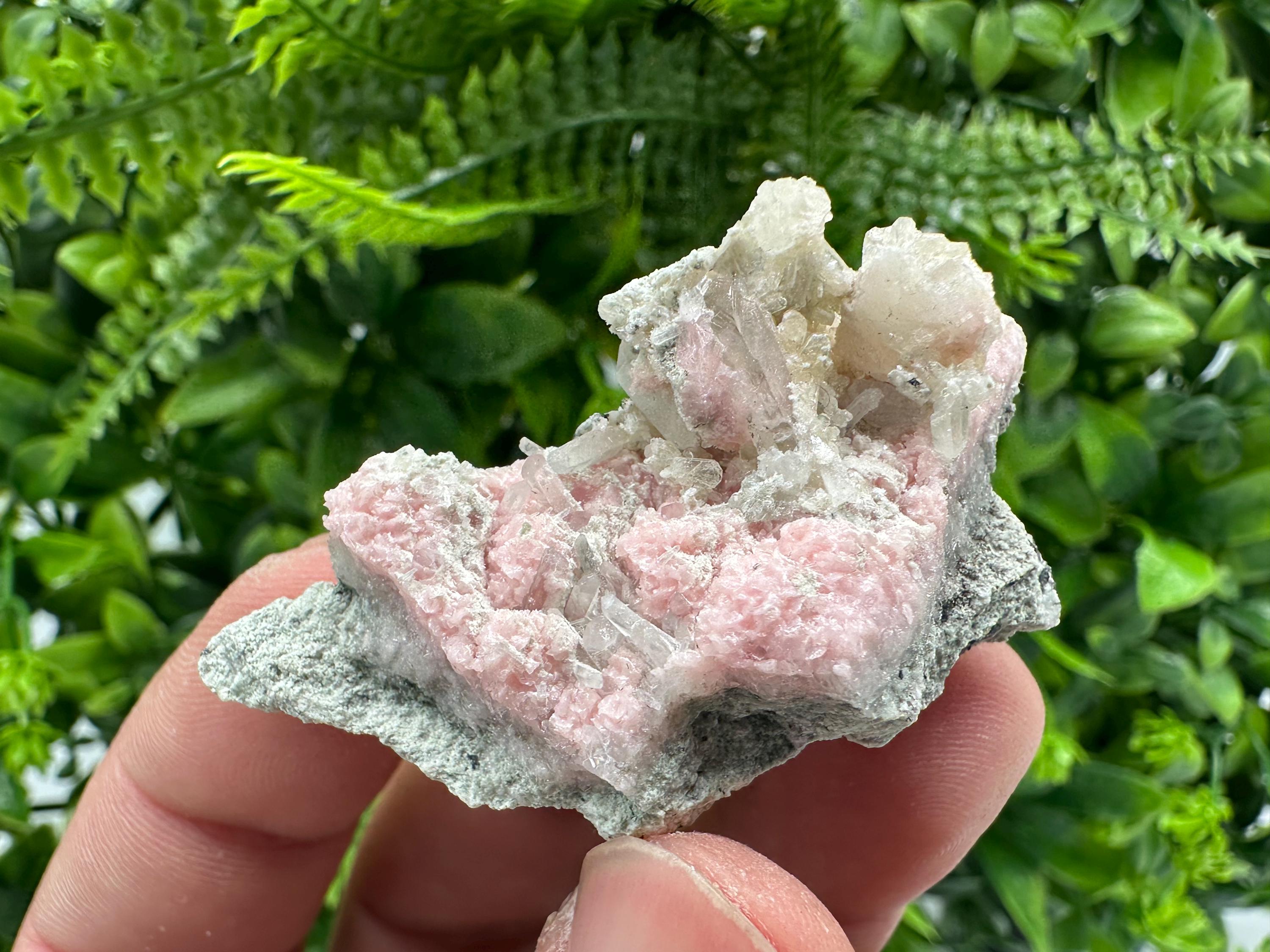 Pink Rhodochrosite Crystal: Starnica Mine, Bulgaria - Home Decor Stone