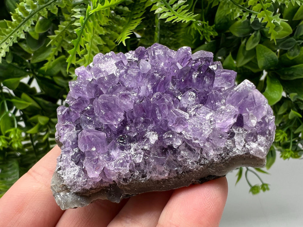 Stunning,Purple Amethyst from Uruguay,Natural Amethyst,Purple crystal,Pyrple Quartz,Crystal from Uruguay,Home decor,Energy crystal,Phantoms