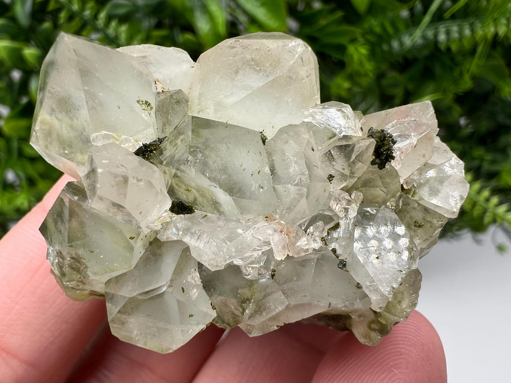 Stunning,Epidote with Quartz from Hakkari Turkey,Rainbow EPIDOTE,Mineral,Collection,Collection’s,GIFT,Epidote Crystal,Epidote from Turkey