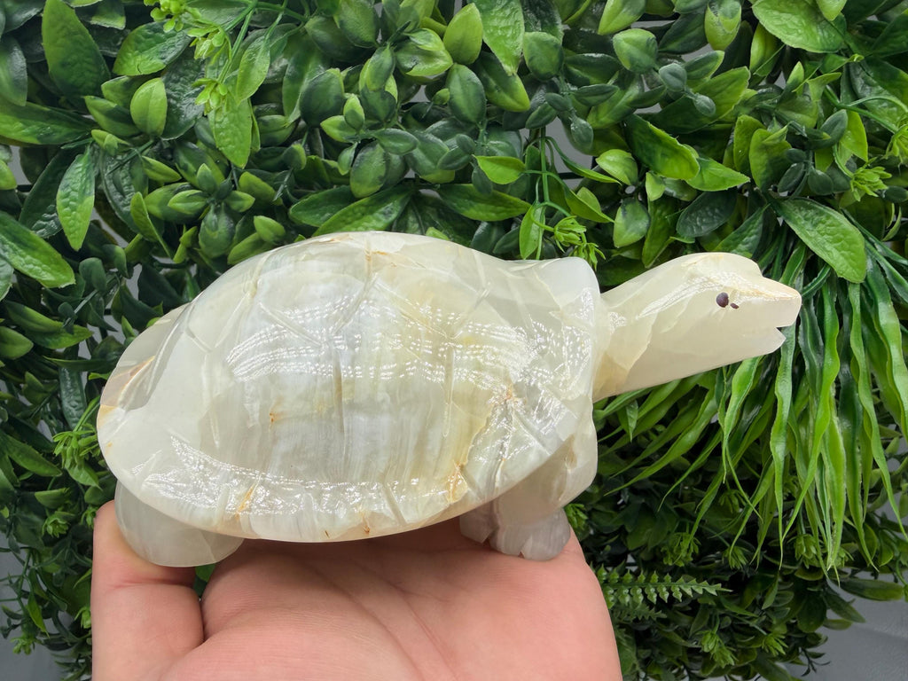 Green Onyx Turtle Figurine – Multigreen Onyx Crystal Animal, Harmony & Balance Decor