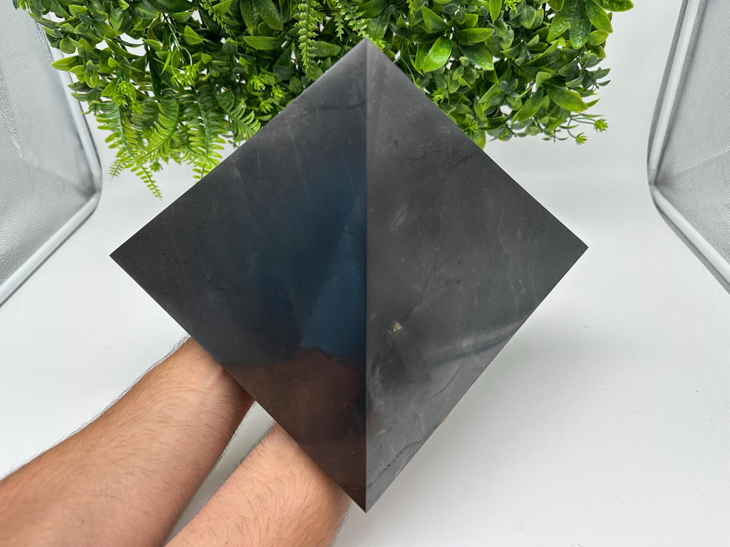 Large 25cm Polished Shungite Pyramid: EMF Protection & Healing