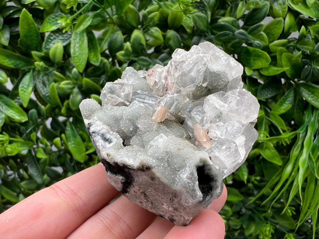 STUNNING Transparent Apophyllite on Chalcedony,natural, collection minerals specimen,India Minerals,Crystal, Stone Mineral Specimens India