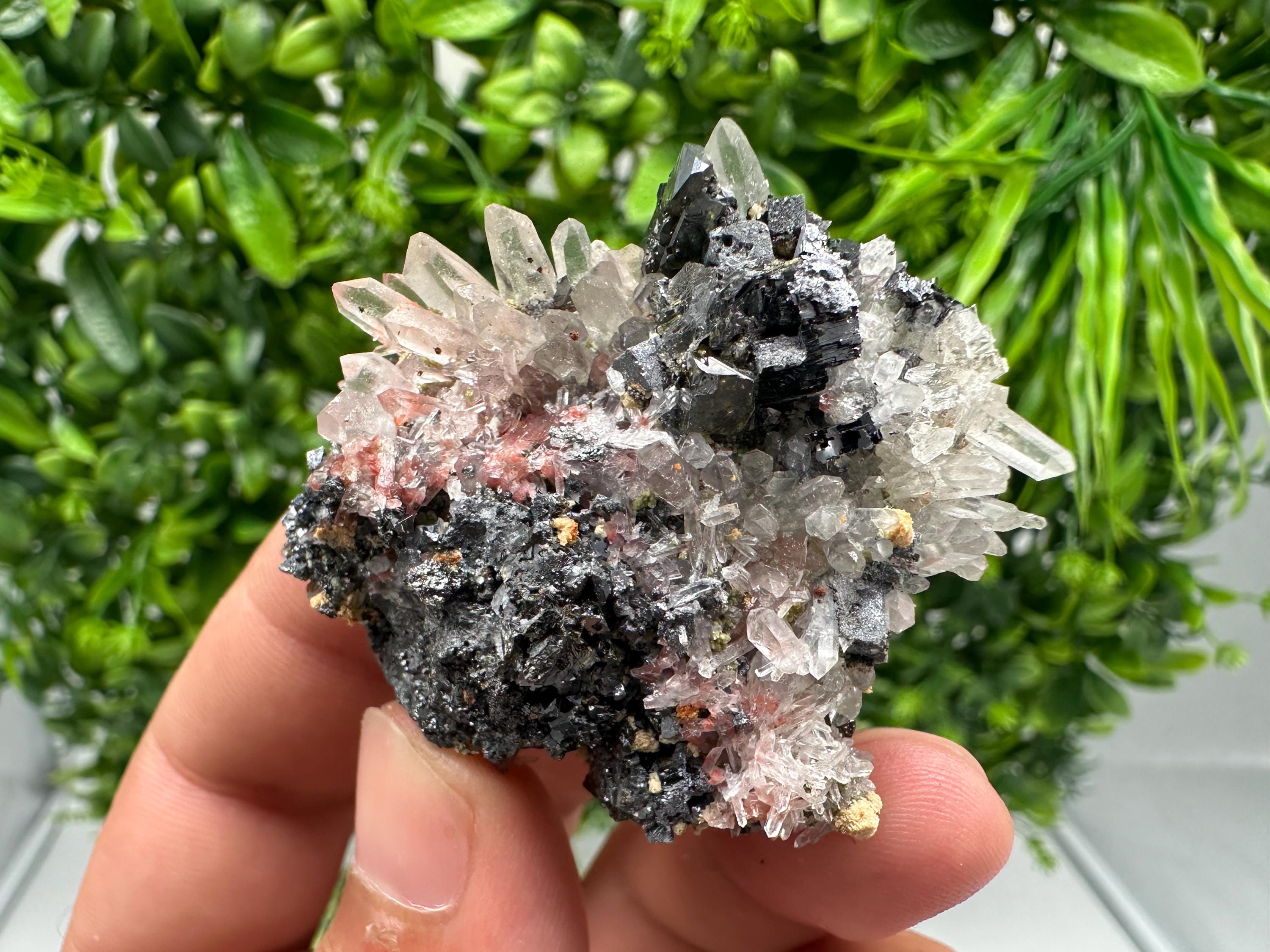 Stunning Quartz whit Sphalerite,Hematite,Iron oxide from 9th September mine,natural,collectible mineral specimen,home decor stone,gift,cryst