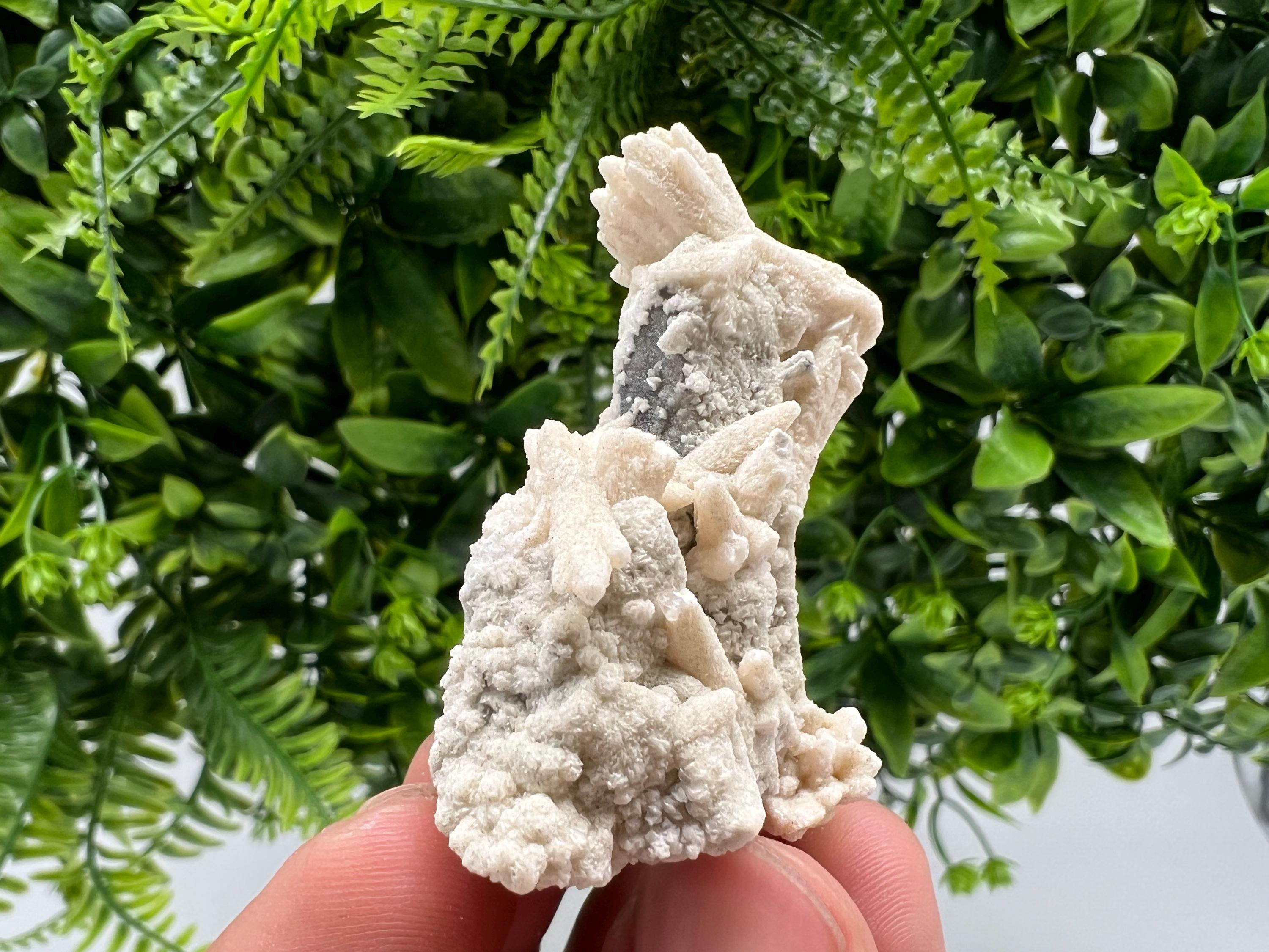 Lovely Quartz white Calcite feom Krushev dol mine,Madan,Bulgaria,Natural mineral specimen,rare crystal,Quartz cluster,collection,collector