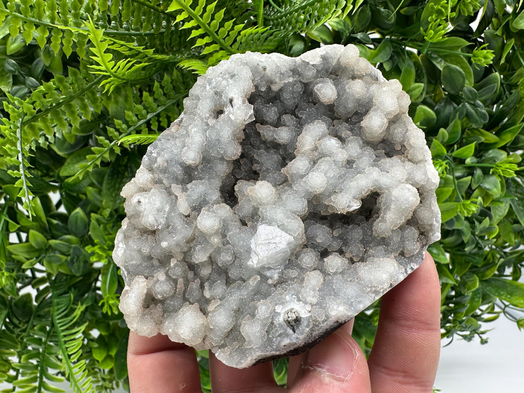Natural Chalcedony Specimen, India Crystal, Home Decor (11/9/4.5cm)