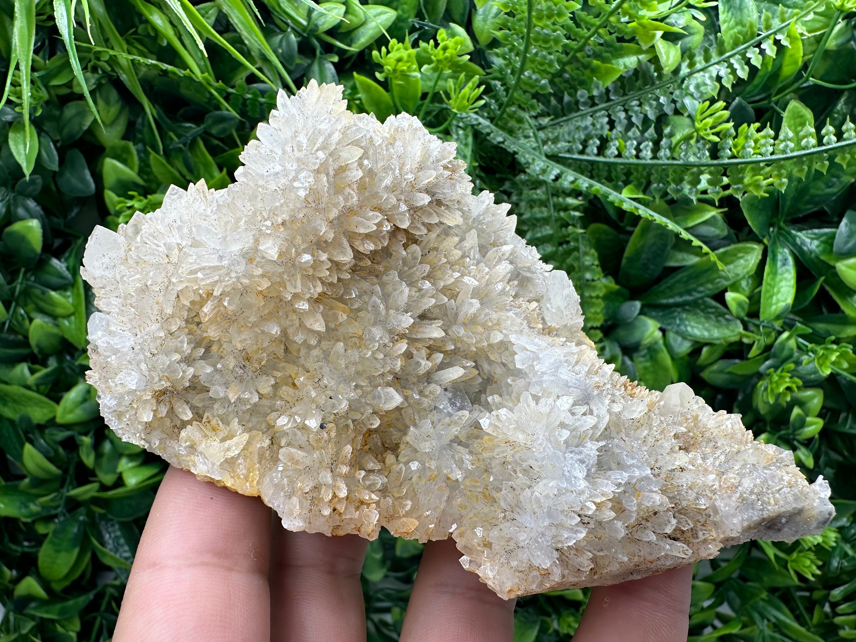 Quartz with Limonite and Iron Oxide, Crystal Home Decor (15/8/6 cm)