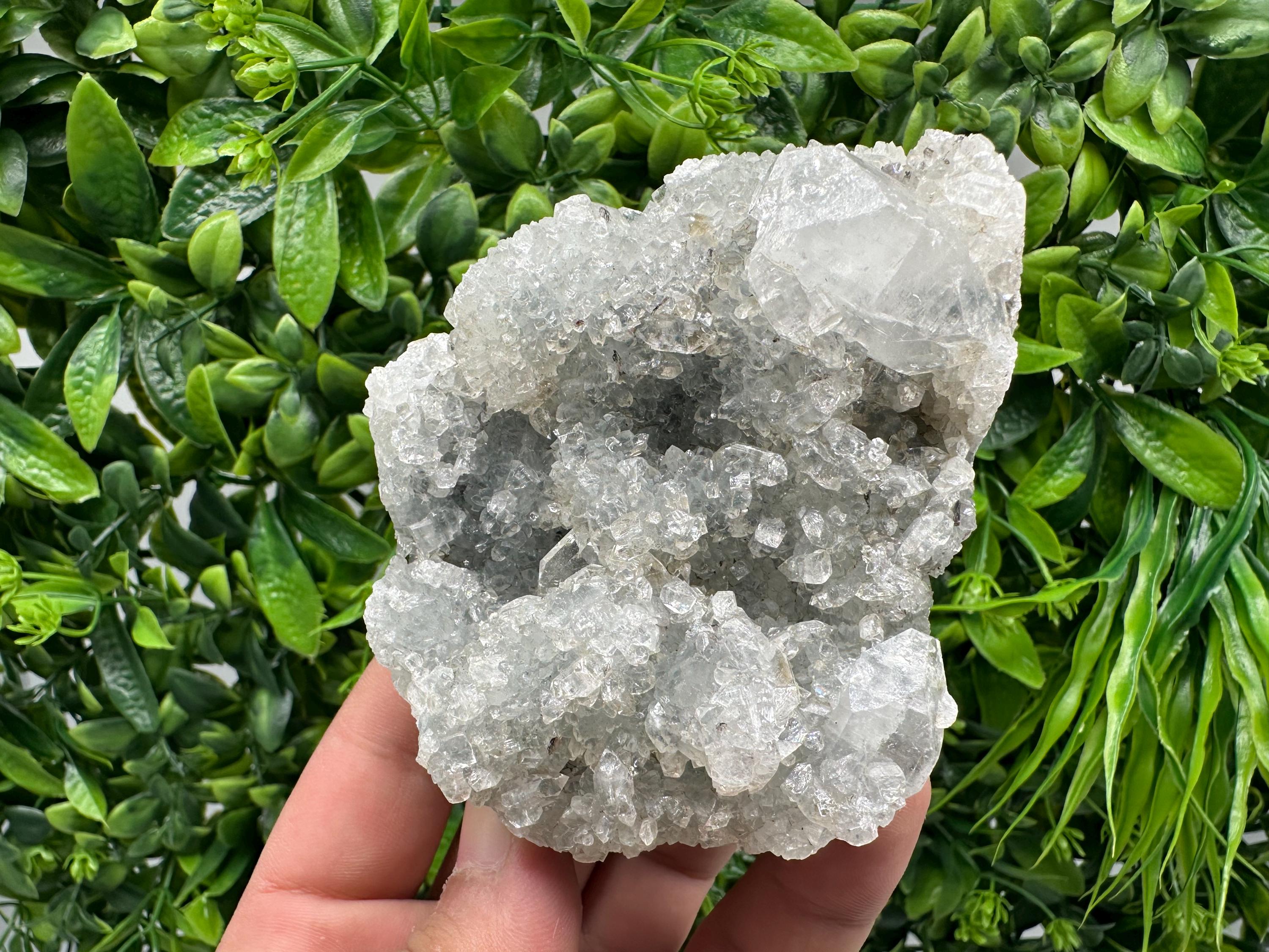 STUNNING Apophyllite,Stilbite,on CHALCEDONY,natural,collection minerals specimen,India ,Mineral,Crystal,Stone Mineral Specimen India Crystal
