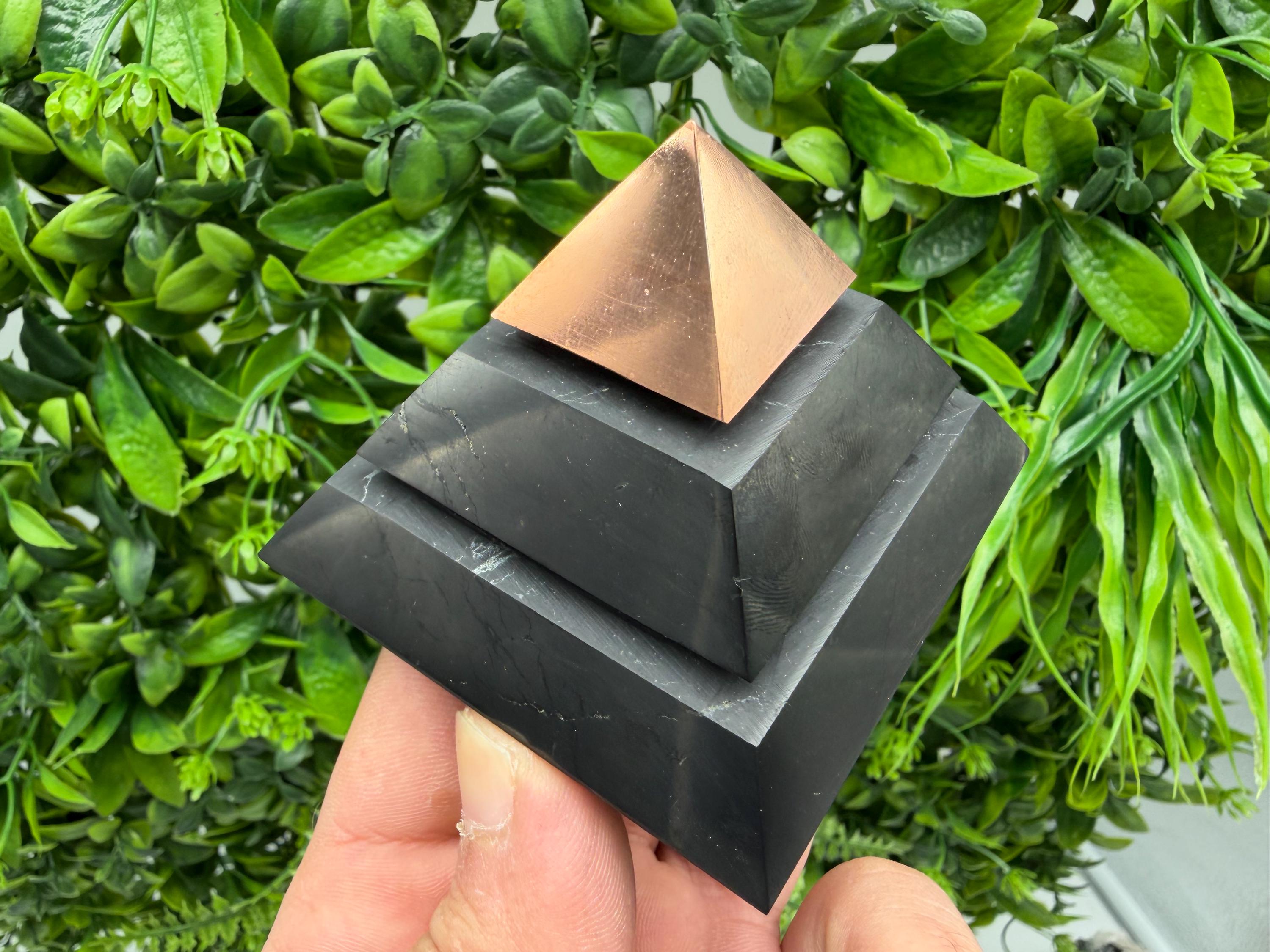 Polished Shungite Pyramid, Sacred Geometry, EMF Protection whit copper peak 7 cm