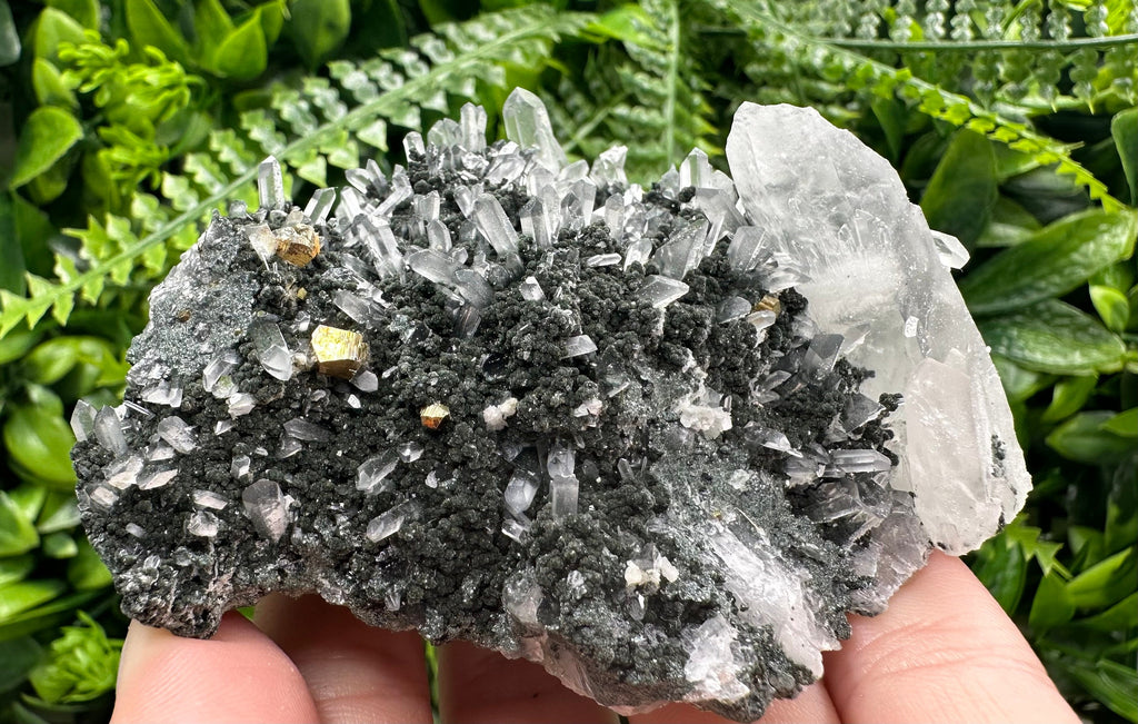 Quartz Calcite Chlorite Crystal: Borieva Mine, Bulgaria