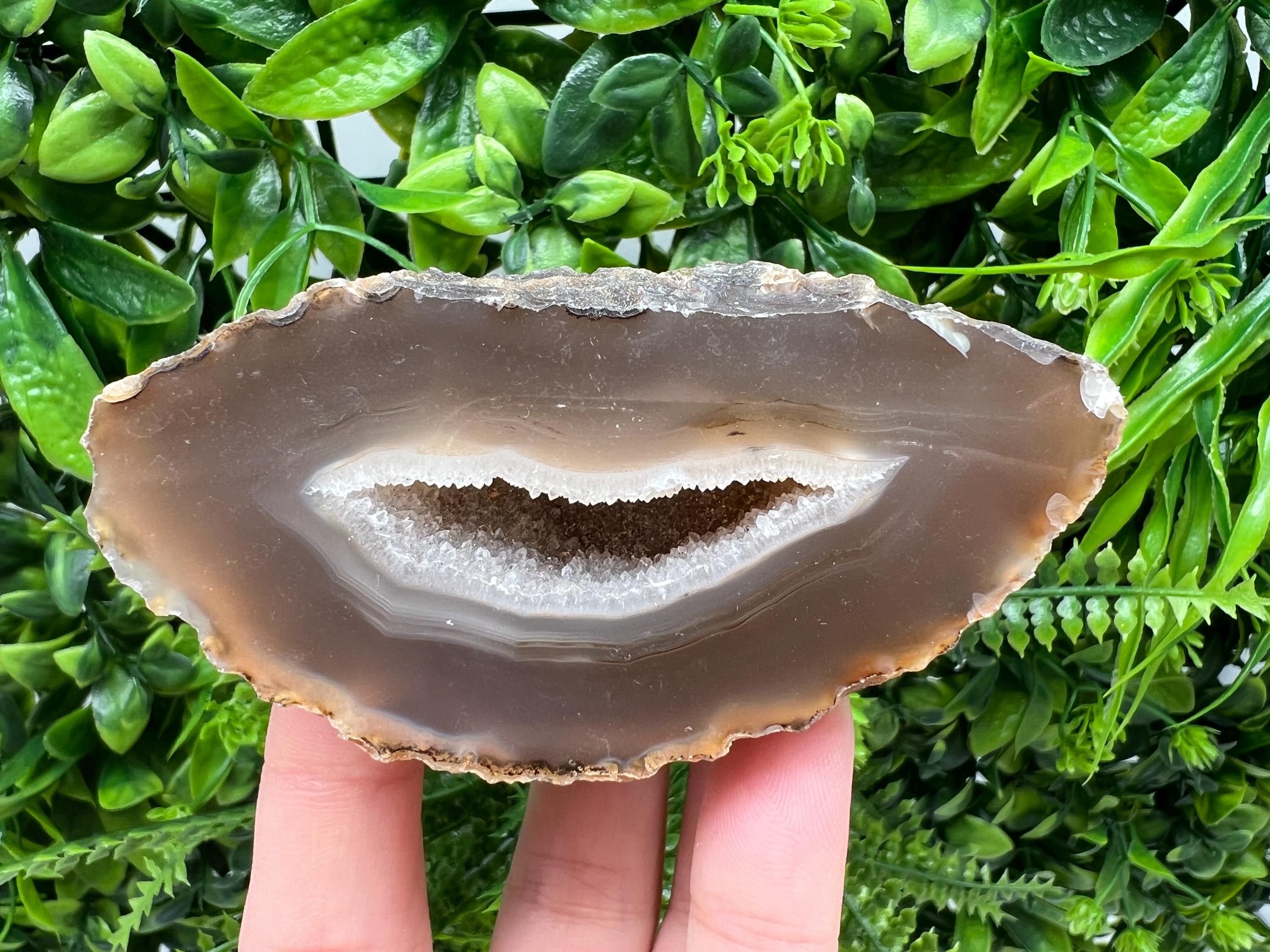 Natural Agate Druzy Geode, Quartz Crystal (9.5/6/4 cm)
