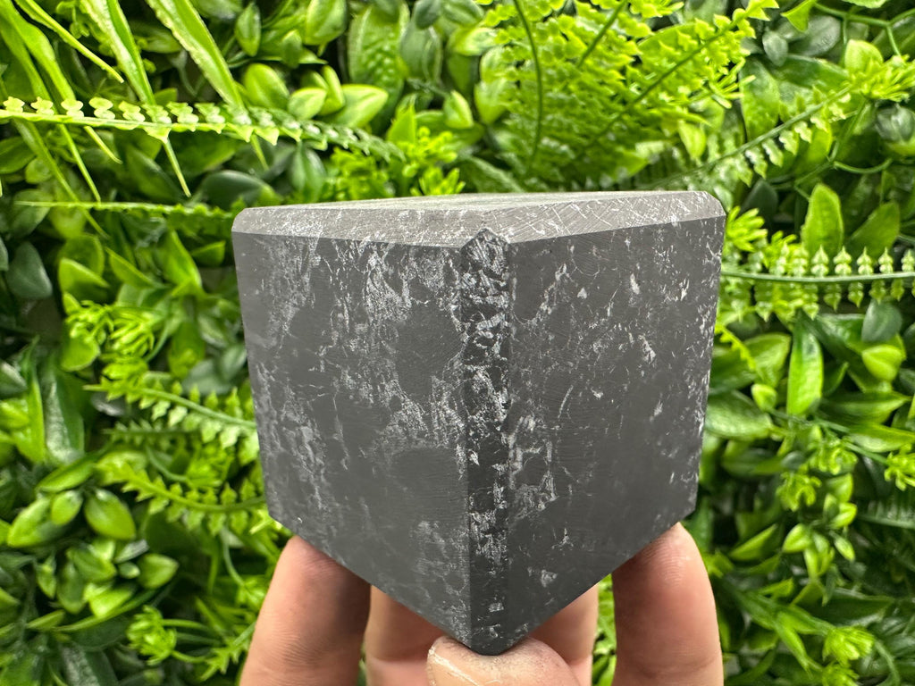 Shungite Crystal Cube (5cm): EMF & 5G Protection, Healing Stone