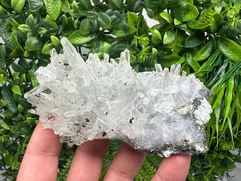 Chlorite Quartz Crystal Cluster: Borieva Mine, Bulgaria