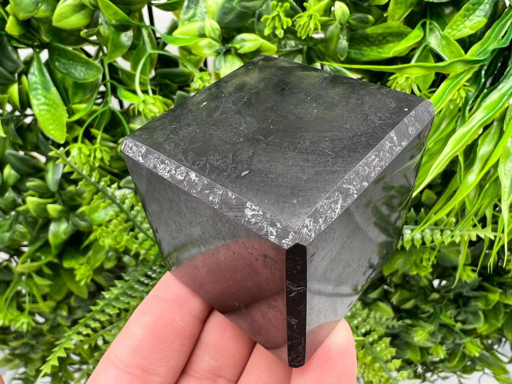Shungite Crystal Cube (5cm): EMF & 5G Protection, Healing Stone