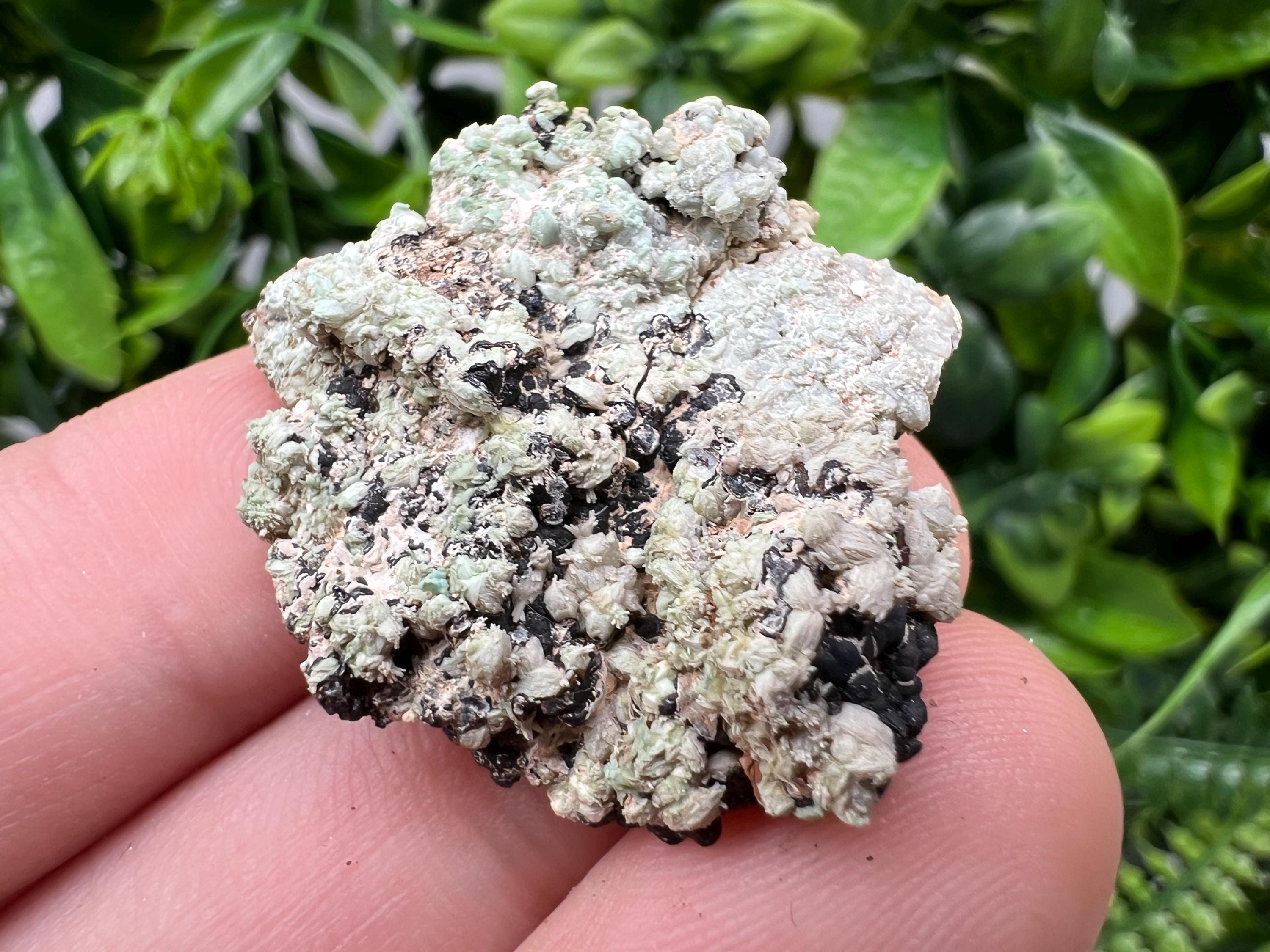 Rare Green/Yellow Pyromorphite and Hematite,on Quartz,from Bulgaria,Madjarovo mine, Natural Mineral ,Healing stone ,top collection,rock