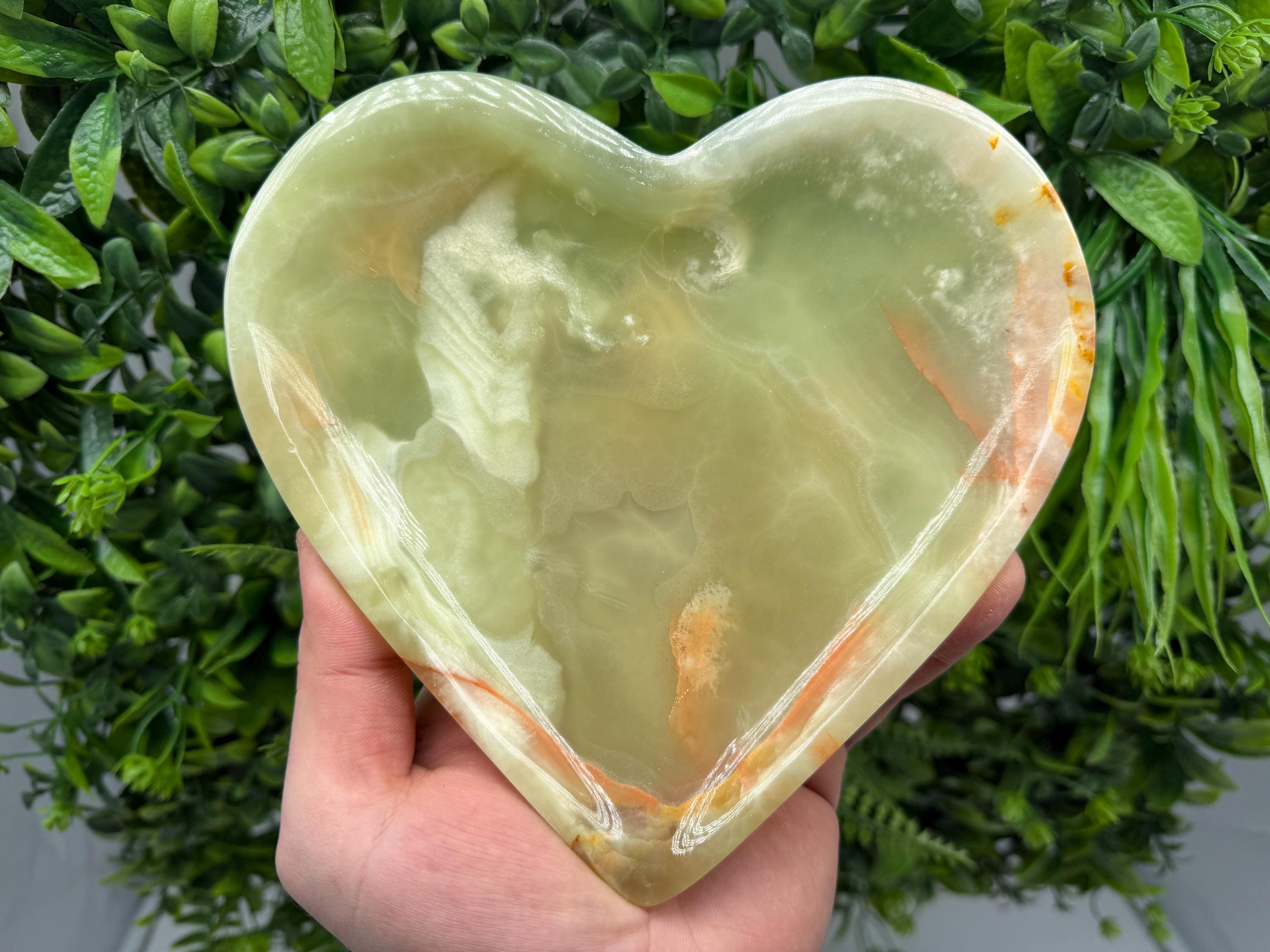 Hand Carved Onyx Heart Bowl – Decorative Stone Dish, Luxury Decor