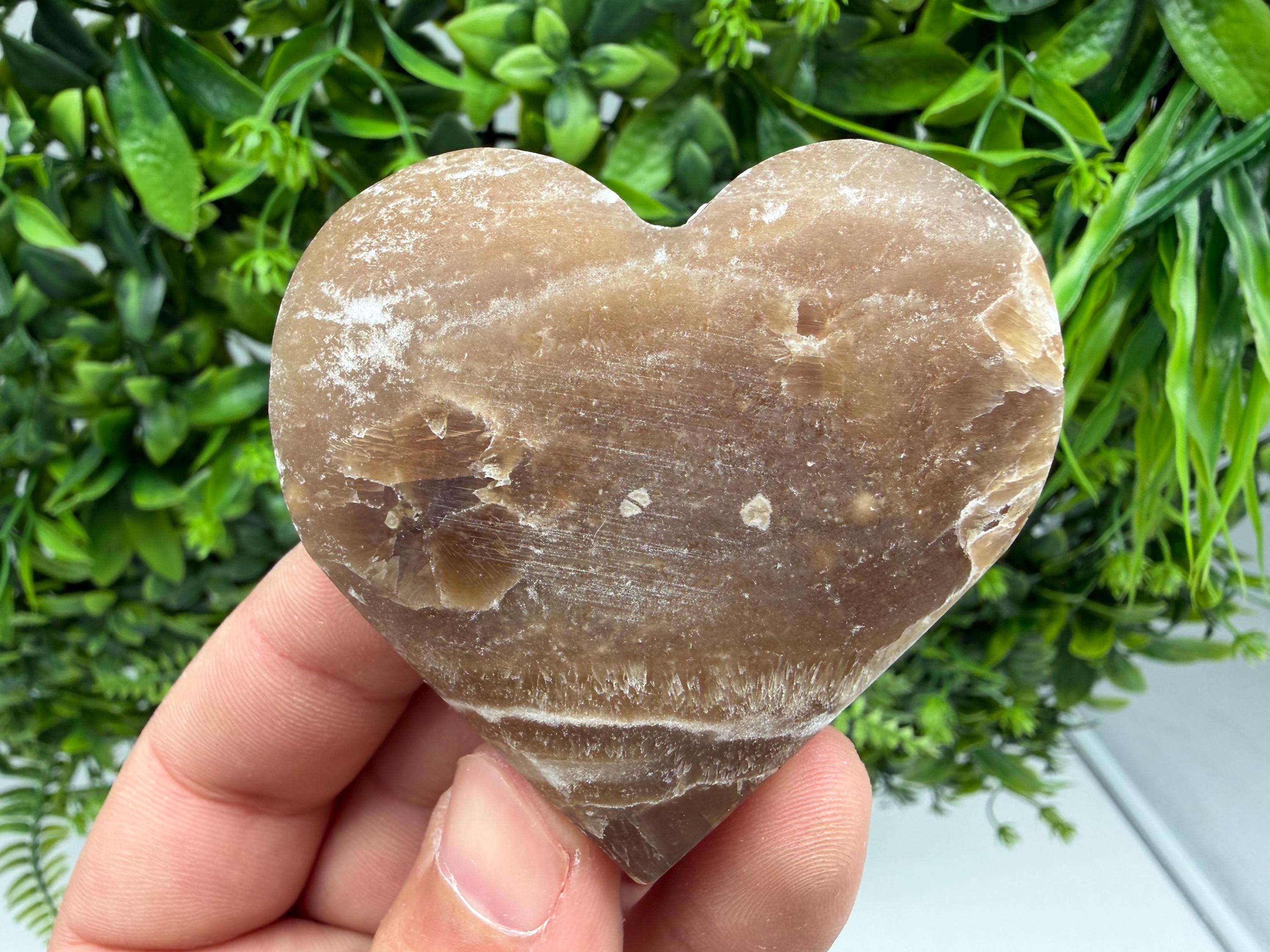 Natural Aragonite Heart Crystal – Grounding Meditation Stone, Spiritual Decor