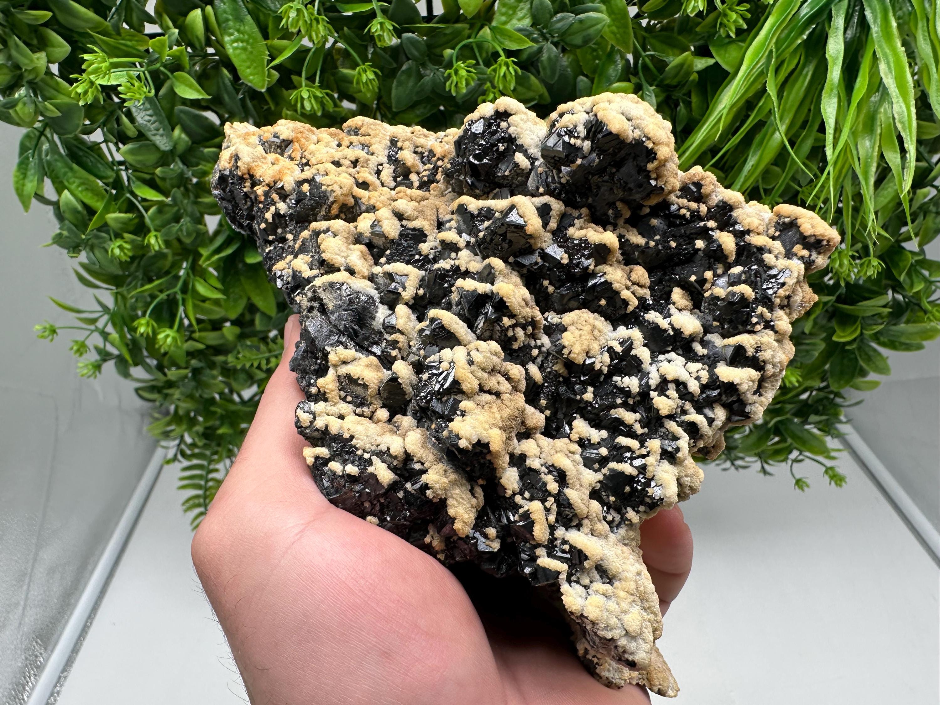 Aesthetic Sphalerite,Dolomite Krushev dol  mine Madan Bulgaria natural minerals souvenir crystal gift home decor stone rock