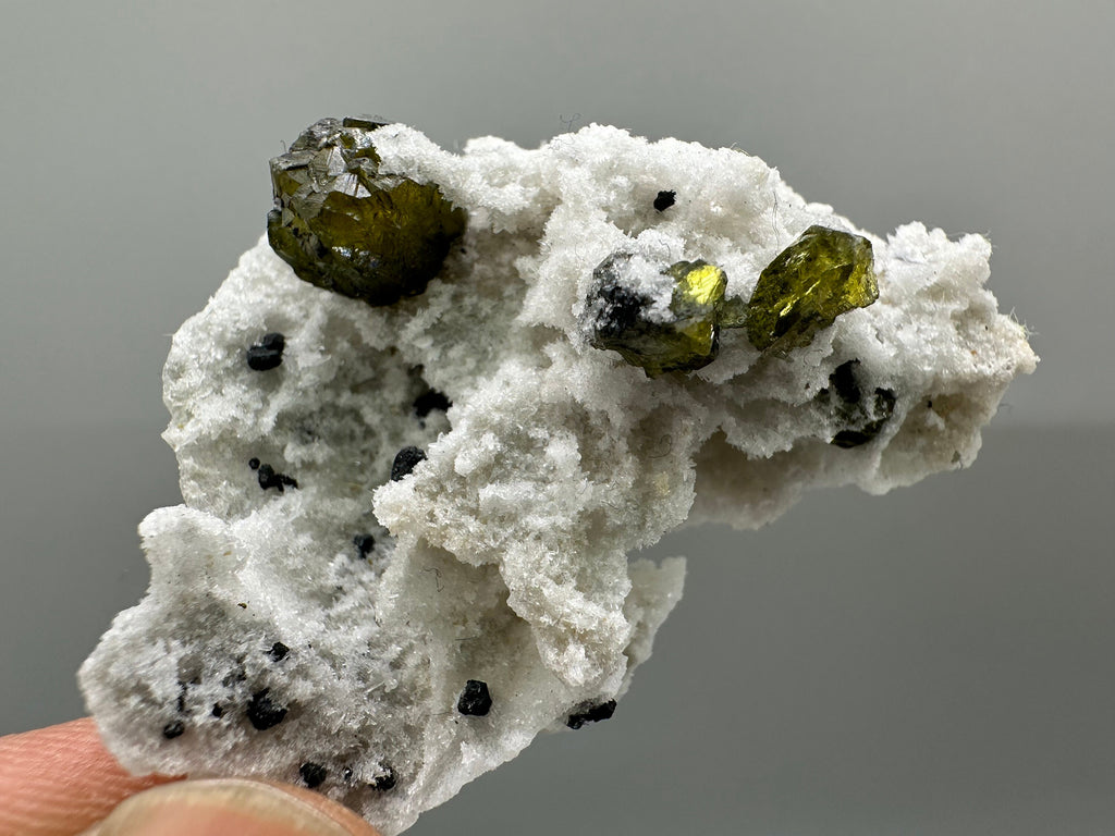 Green Cleiophane Sphalerite Gem: Natural Crystal Mineral Souvenir