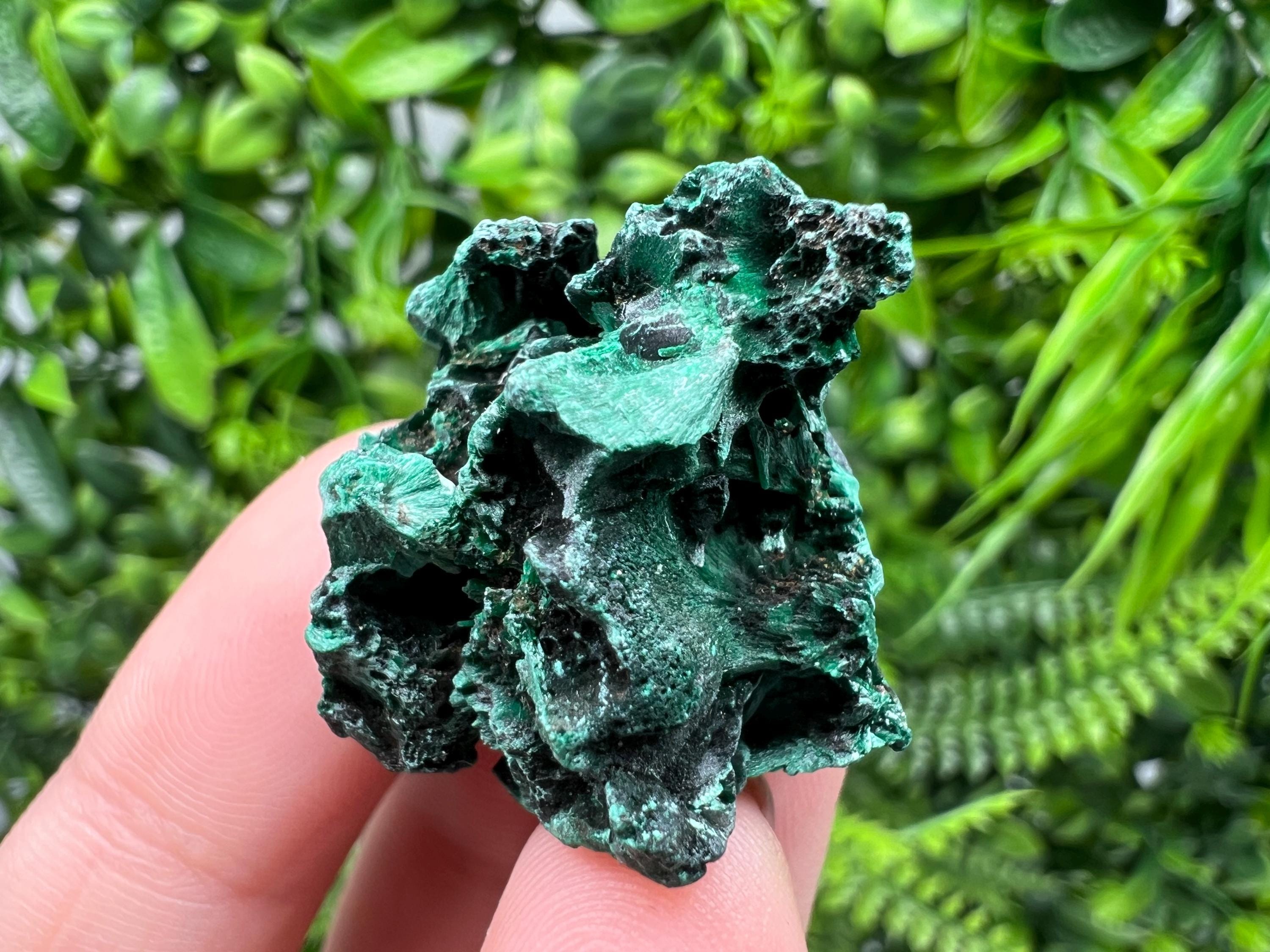 Malachite Crystal from Congo,Minerals,Crystals from Congo,Green Malachite, Malachite,Natural Malachite,Malachite Stone,Chakra, Specimens