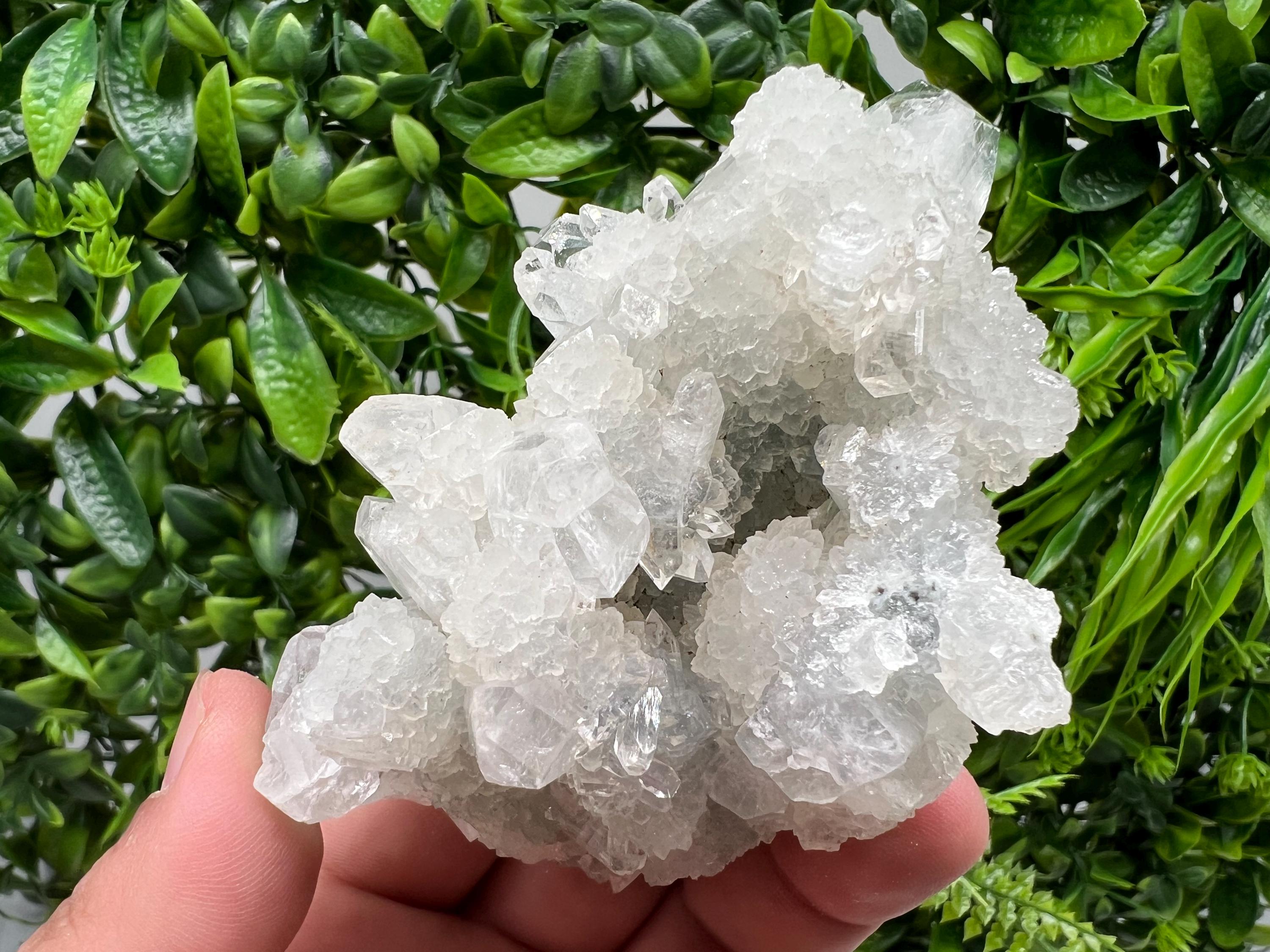 STUNNING Transparent Apophyllite on Chalcedony,natural, collection minerals specimen,India Minerals,Crystal, Stone Mineral Specimens India