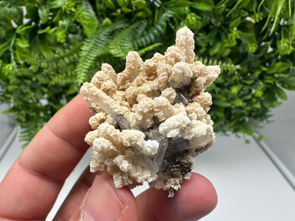 Quartz Calcite Chalcopyrite Specimen: Krushev Dol Mine, Bulgaria