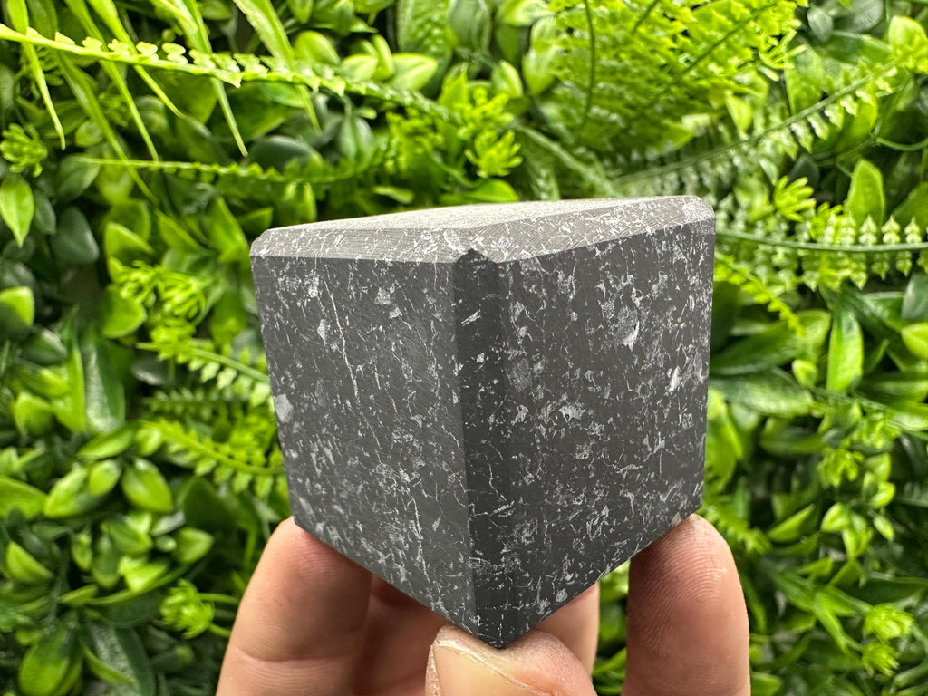Shungite Cube 4cm: EMF & 5G Protection, Healing Crystal