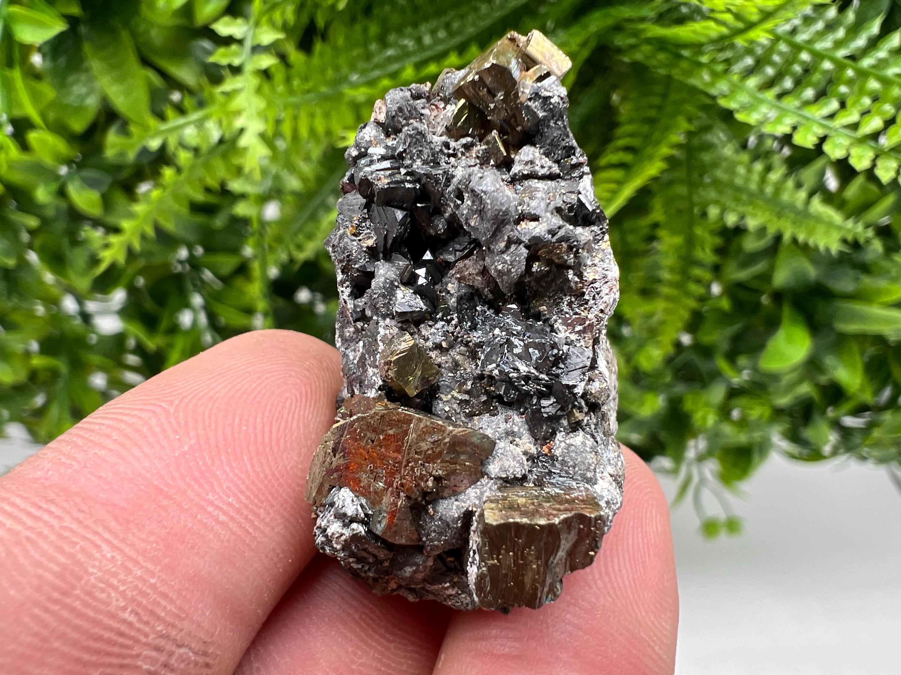 Wonderful Pyrite whit Hematite on Sphalerite,Quartz,from 9 th September mine,Bulgaria,natural,collectible specimen,collection minerals,gift