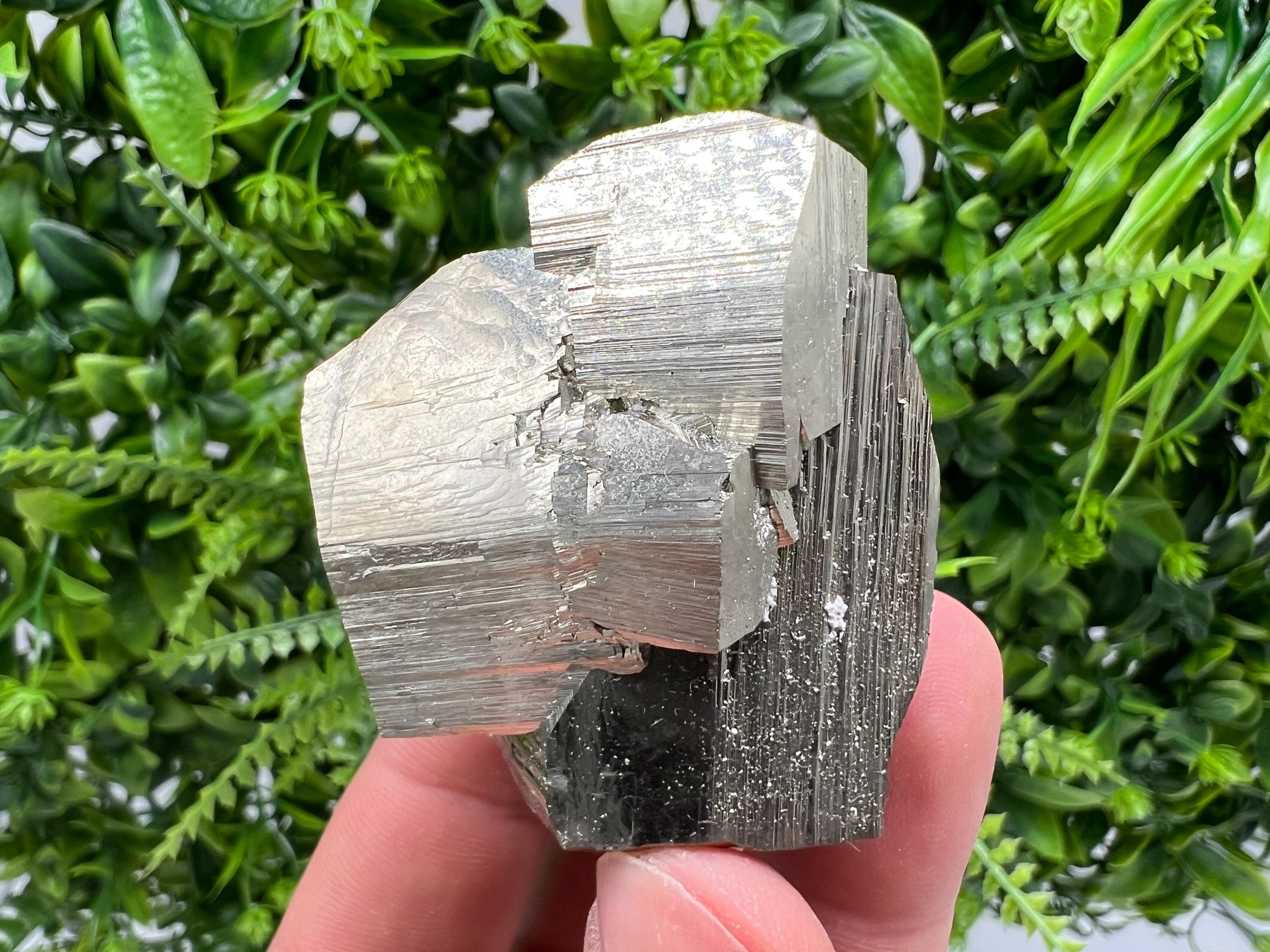 Rainbow Pyrite Hematite Cluster, Natural Mineral Decor Stone (6/6/6 cm)