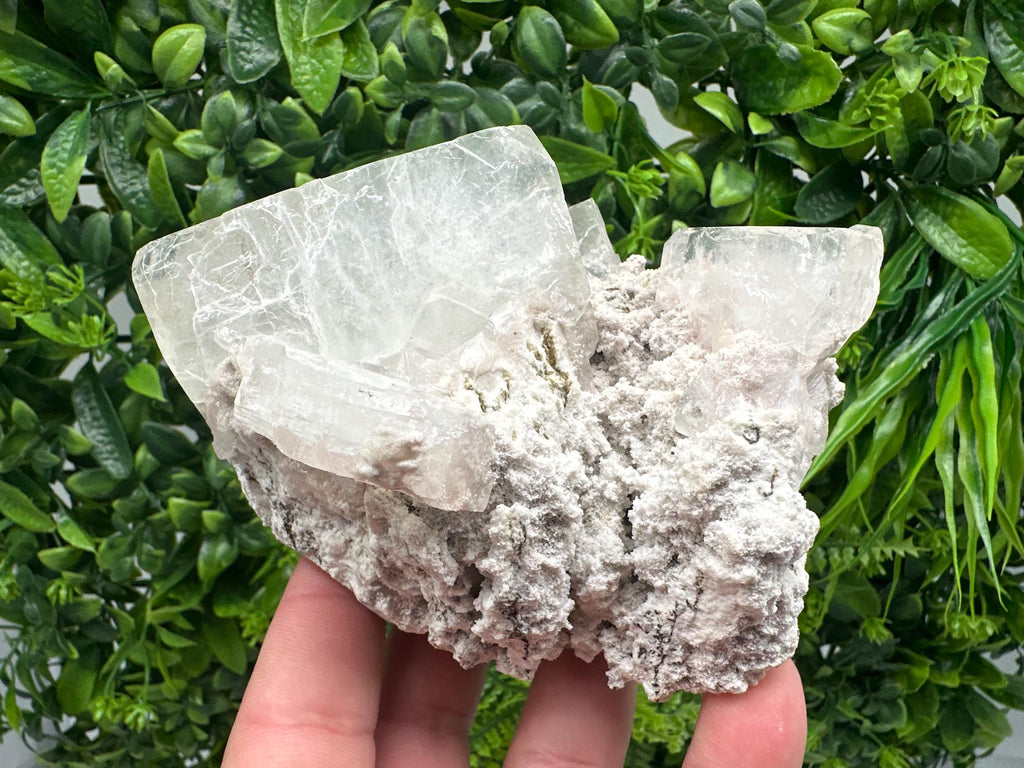 STUNNING Transparent Apophyllite on Chalcedony,natural, collection minerals specimen,India Minerals,Crystal, Stone Mineral Specimens India