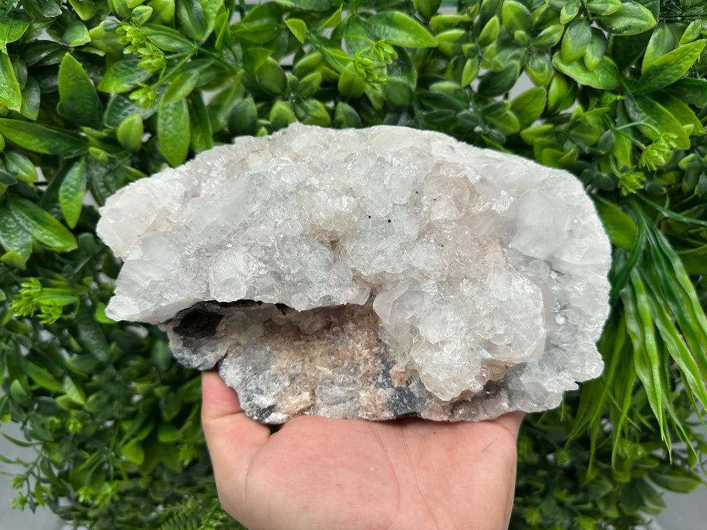 STUNNING Apophyllite,Stilbite,on CHALCEDONY,natural,collection minerals specimen,India ,Mineral,Crystal,Stone Mineral Specimen India Crystal