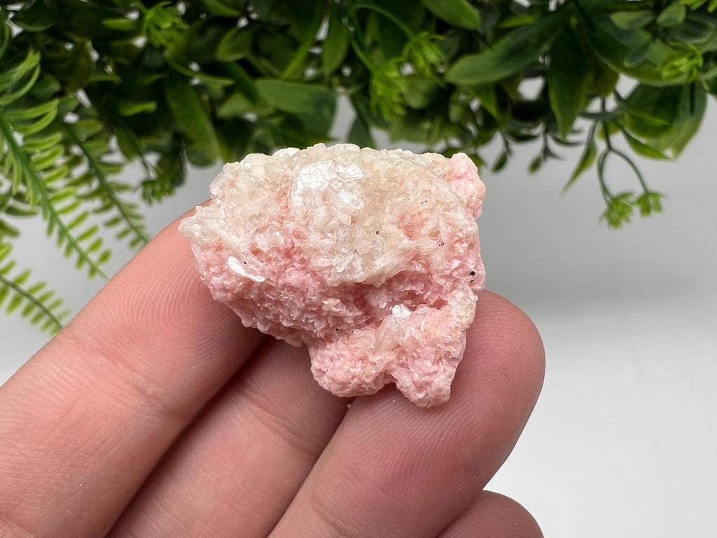 Pink Rhodochrosite Crystal: Starnica Mine, Bulgaria - Home Decor Stone