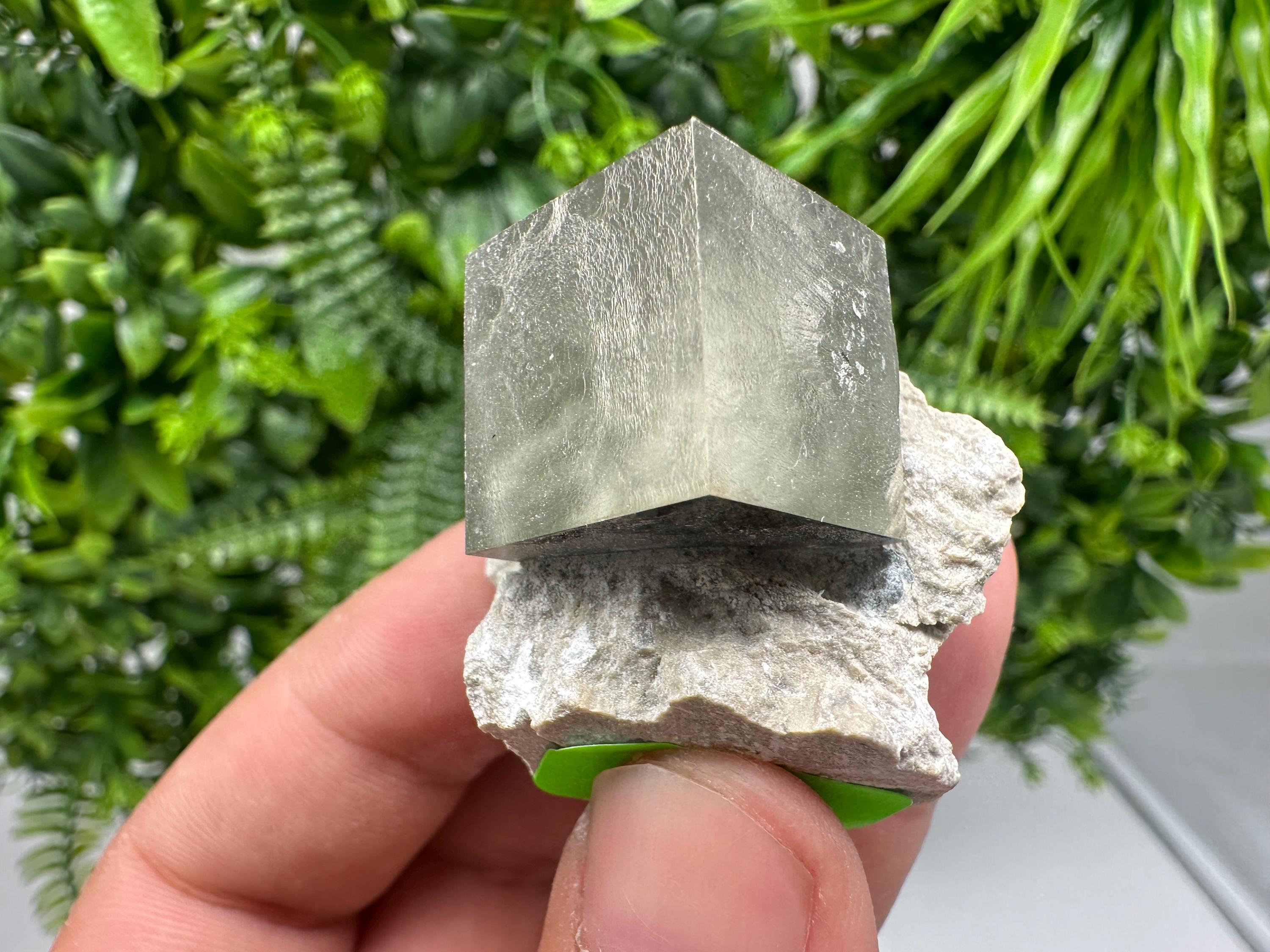 Large Pyrite cubes on Matrix,Gold,Cube PYRITE, Navajun, La Rioja,SPAIN,natural Pyrite shiny Pyrite home decor stone gift minerals,collectibl