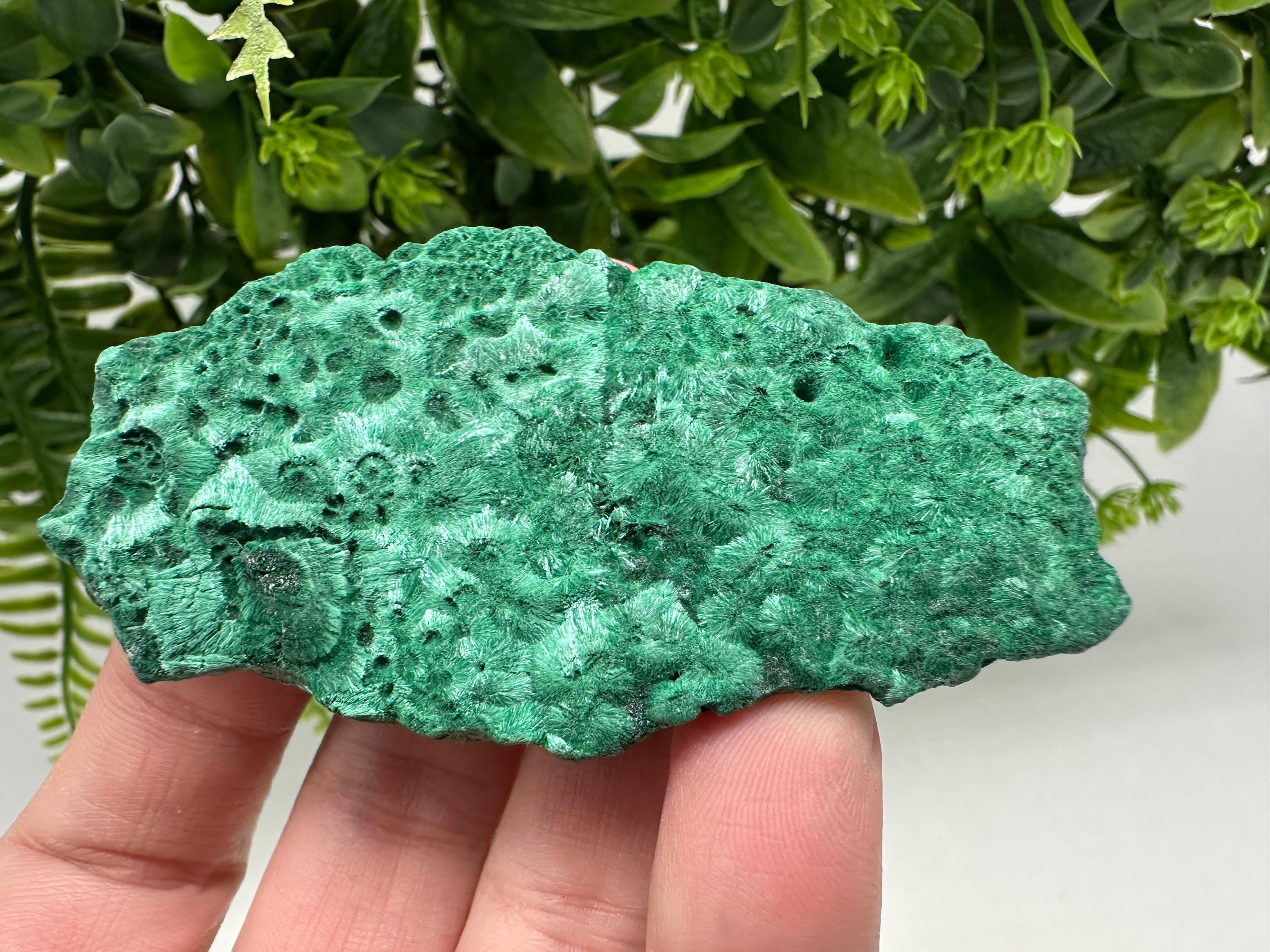 Polished Green Malachite Crystal from Congo, Natural Mineral Specimen, Chakra Stone