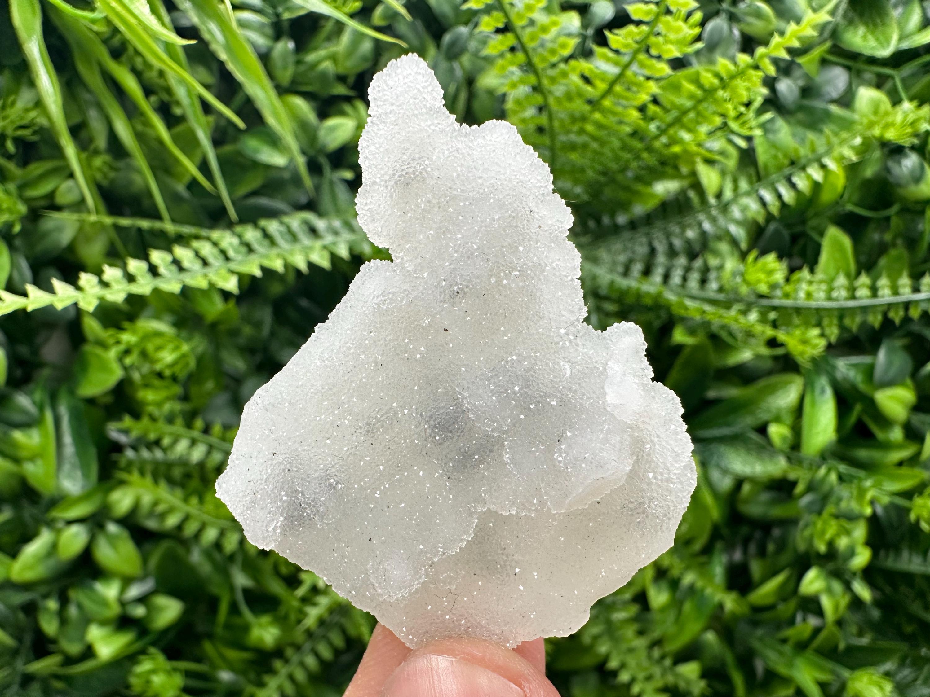 Quartz Chalcedony with Chlorite Inclusions, Home Decor Crystal (4/5/2 cm)