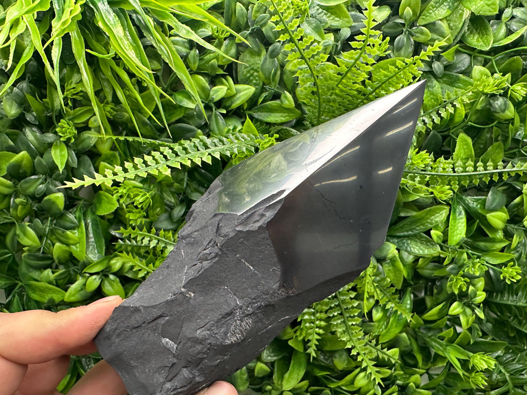 15cm Polished Shungite Crystal: EMF Protection Stone