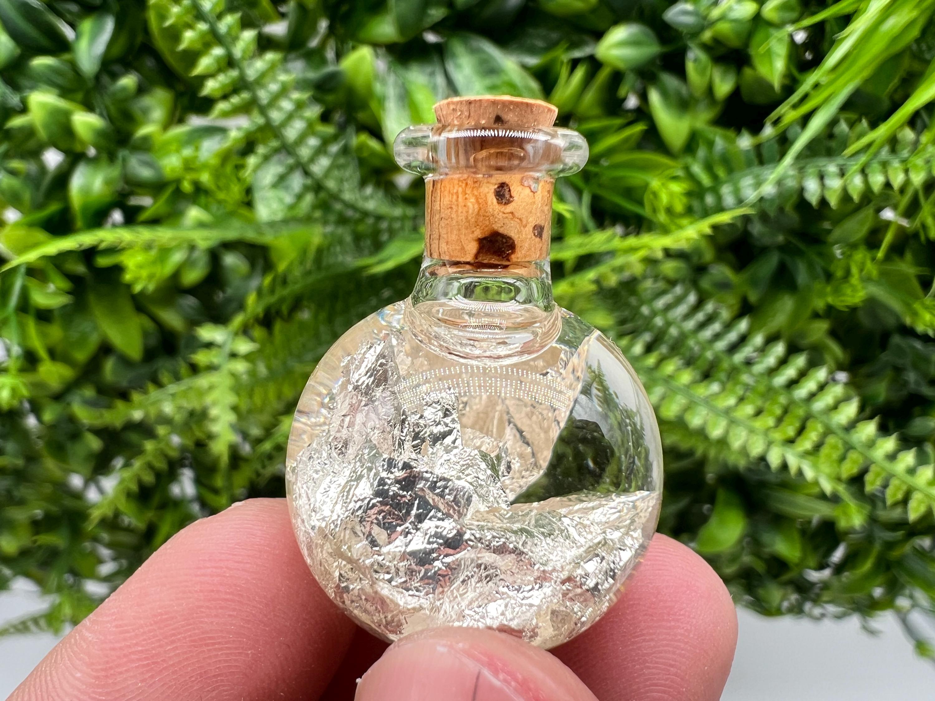 Silver Flakes Specimen Bottle, Home Decor, Souvenir
