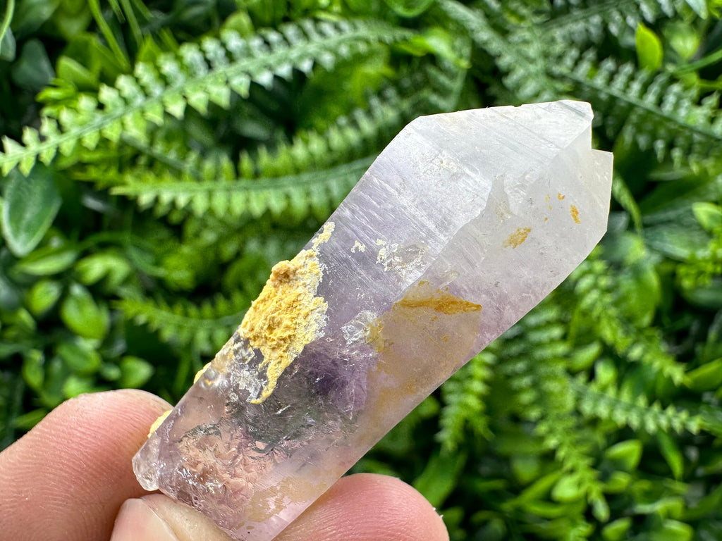 Amethyst Phantom Crystal, Cérusite Inclusions, Collectors Specimen