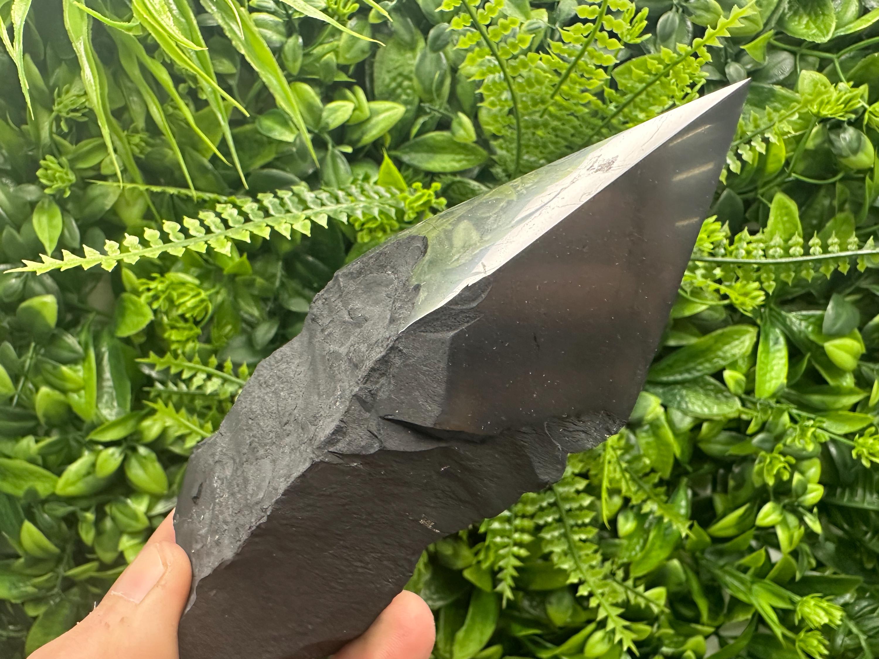 12cm Polished Shungite Crystal: EMF Protection Stone