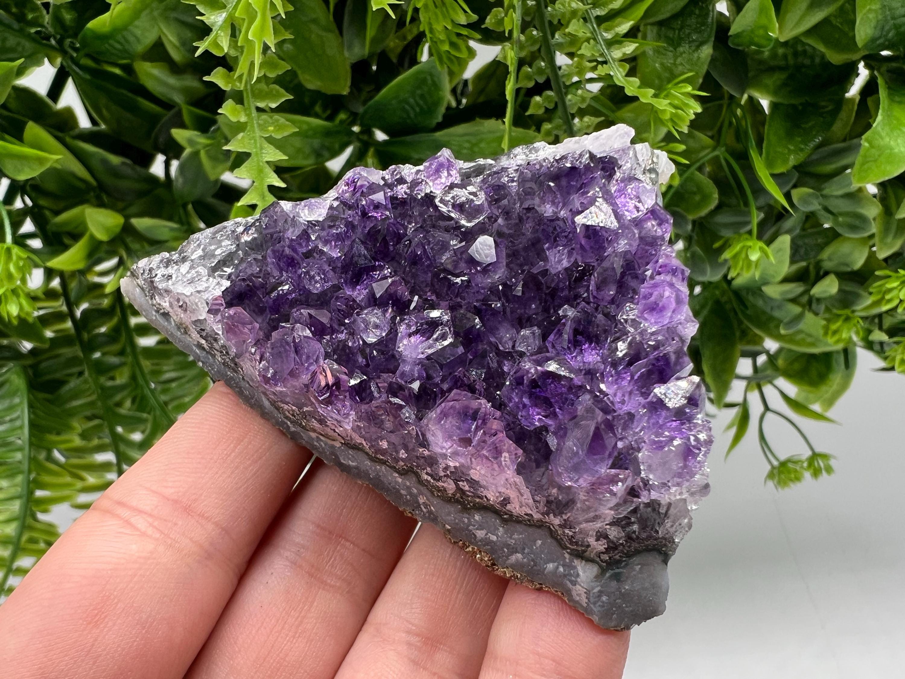 Stunning,Purple Amethyst from Uruguay,Natural Amethyst,Purple crystal,Pyrple Quartz,Crystal from Uruguay,Home decor,Energy crystal,Phantoms