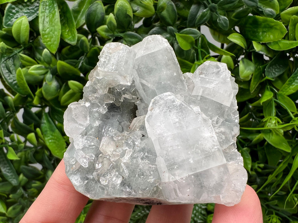 STUNNING Transparent Apophyllite on Chalcedony,natural, collection minerals specimen,India Minerals,Crystal, Stone Mineral Specimens India