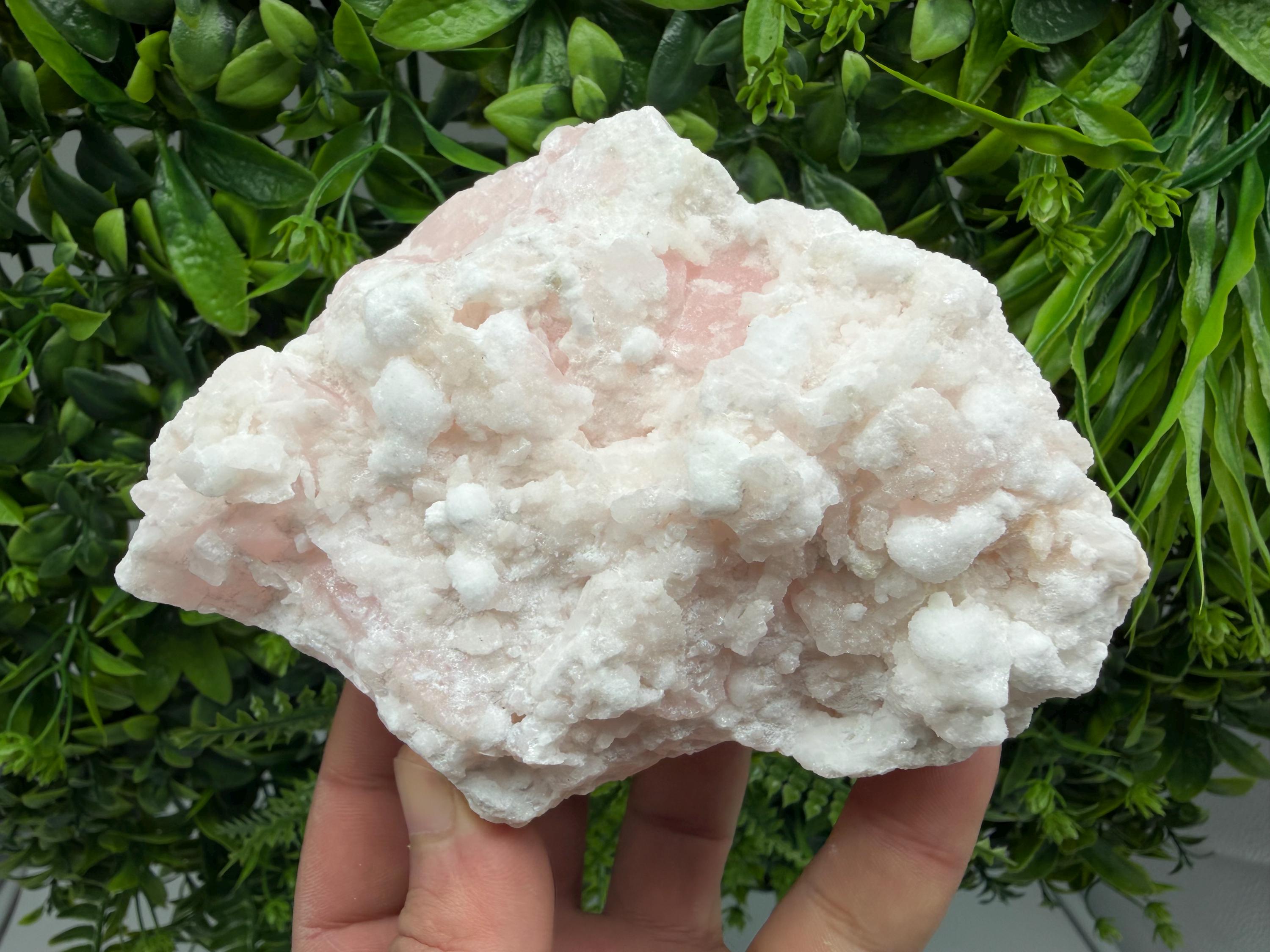 UV Reactive Mangano Calcite Crystal, Bulgaria Home Decor Stone