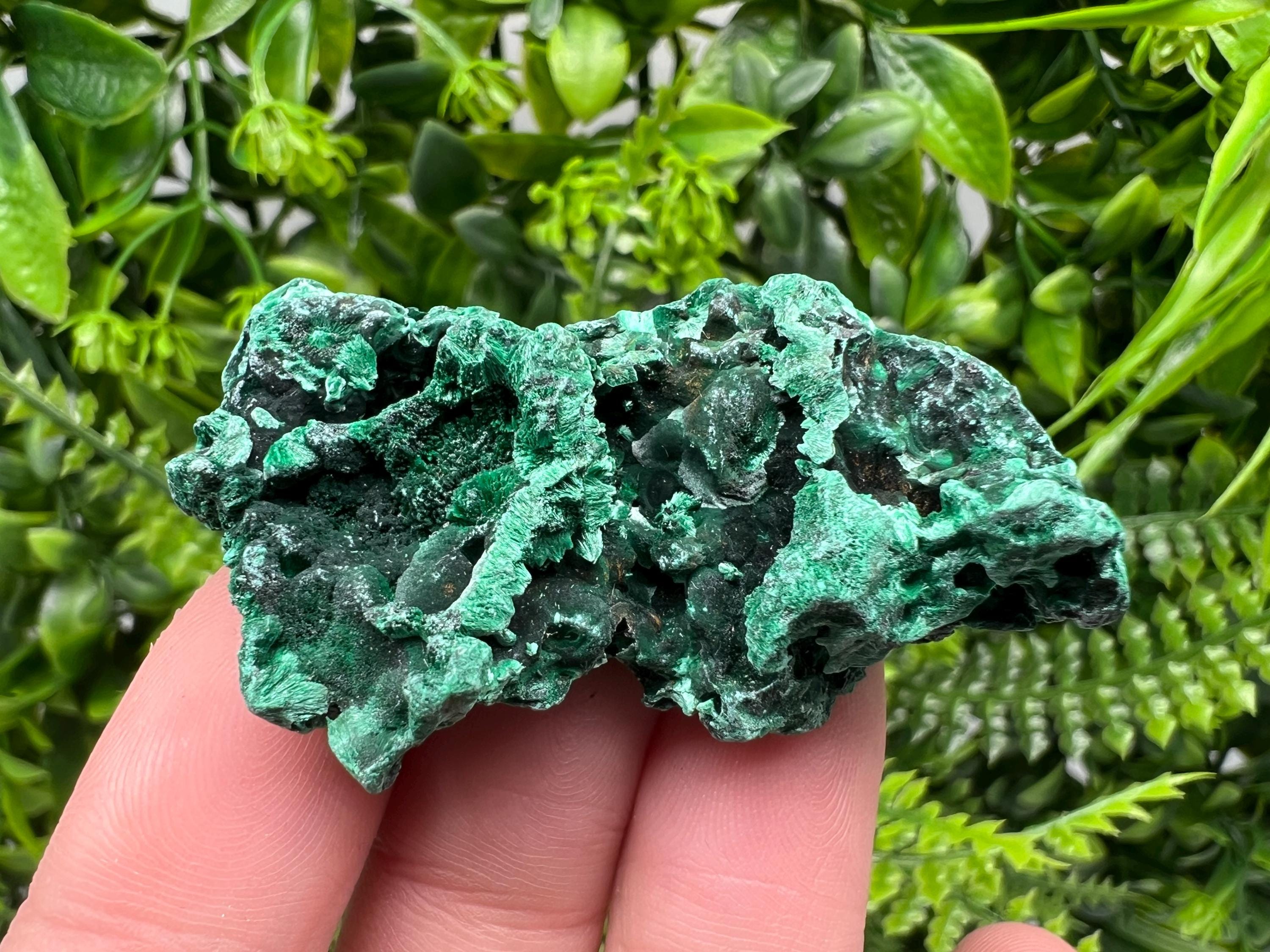 Malachite Crystal from Congo,Minerals,Crystals from Congo,Green Malachite, Malachite,Natural Malachite,Malachite Stone,Chakra, Specimens