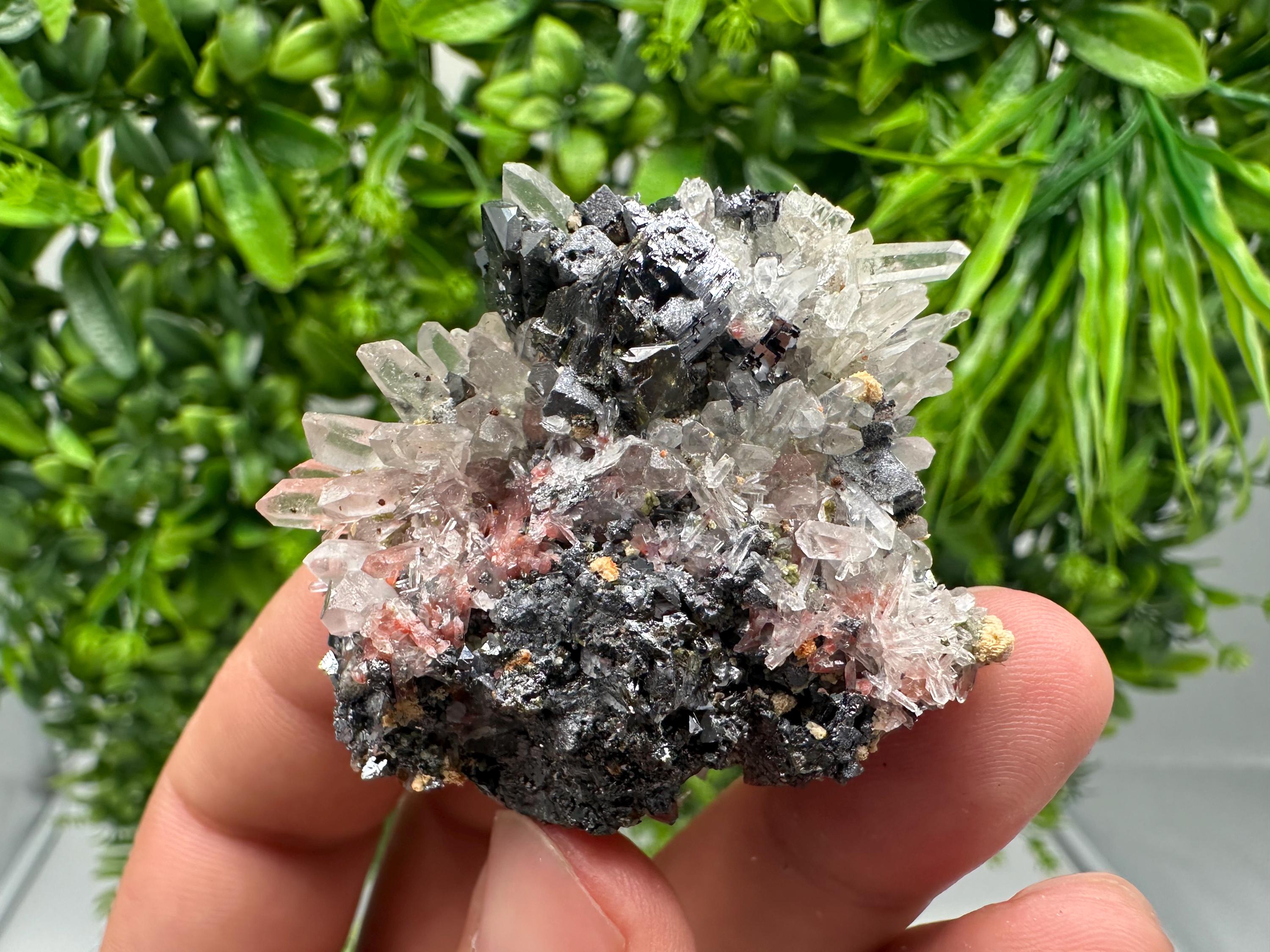Stunning Quartz whit Sphalerite,Hematite,Iron oxide from 9th September mine,natural,collectible mineral specimen,home decor stone,gift,cryst