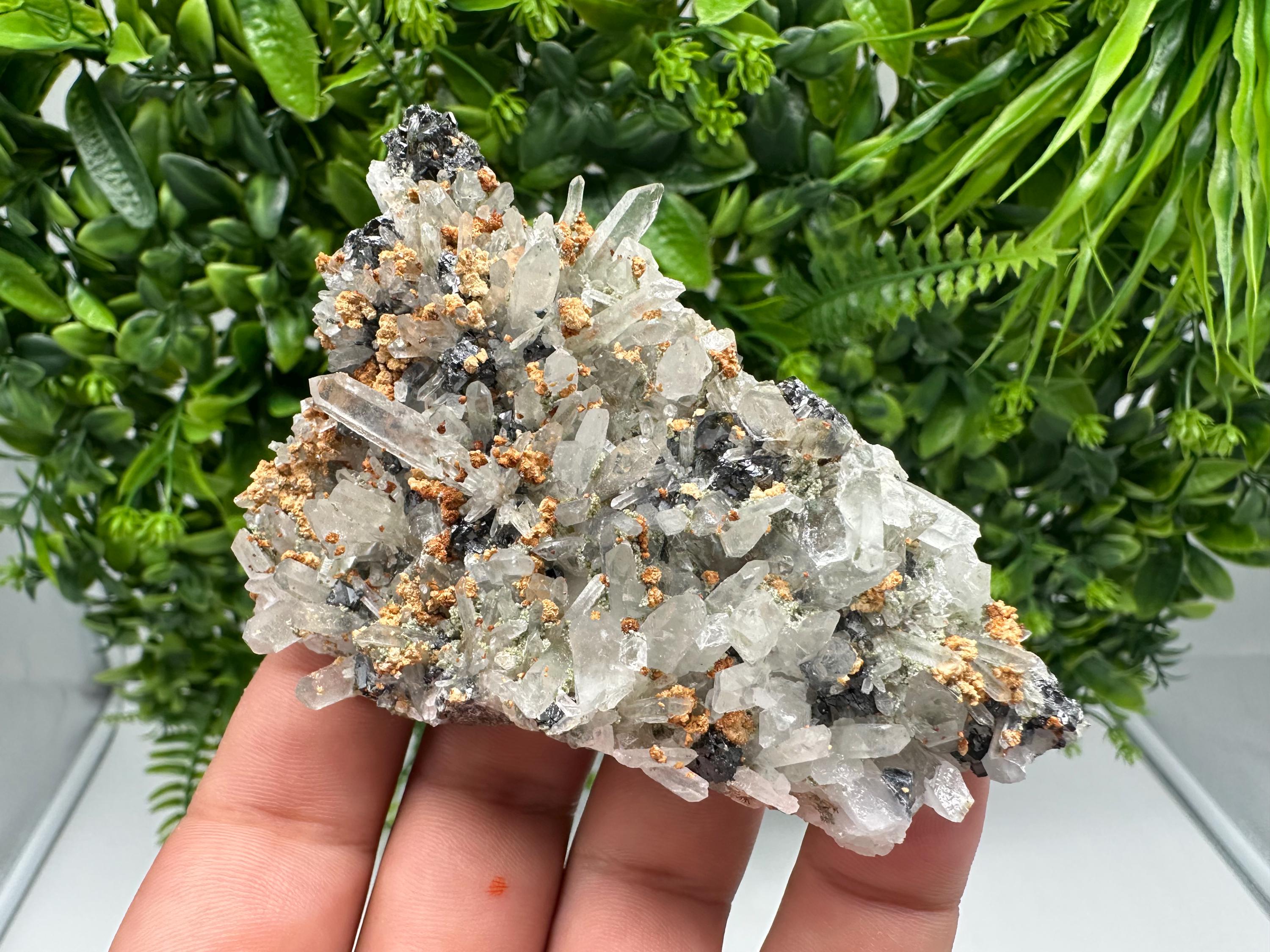Stunning Quartz whit Sphalerite,Hematite,Iron oxide from 9th September mine,natural,collectible mineral specimen,home decor stone,gift,cryst