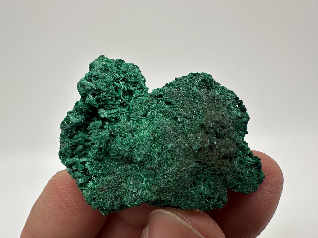Green Polished Malachite Crystal from Congo (4.5/4cm)