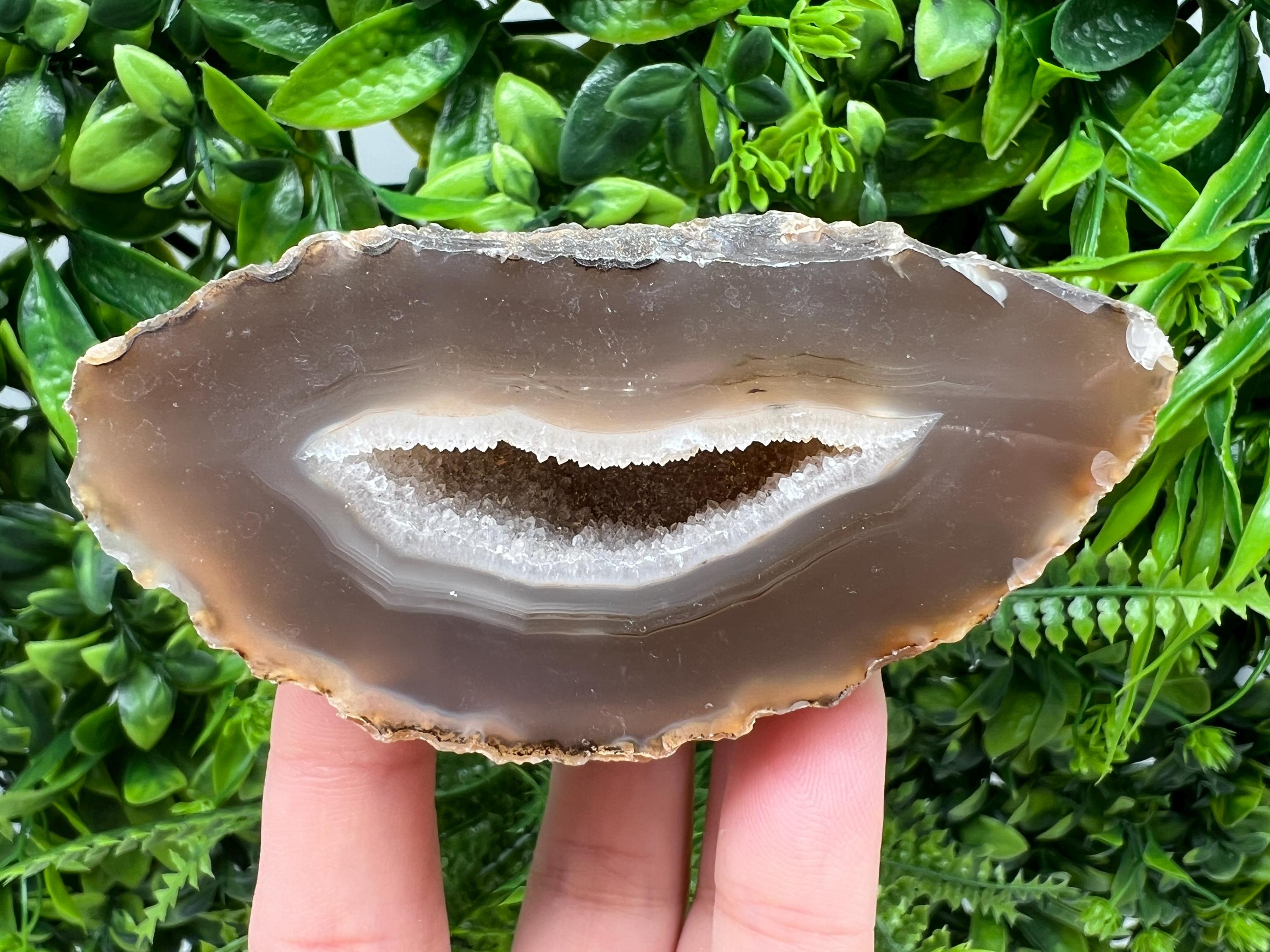 Natural Agate Druzy Geode, Quartz Crystal (9.5/6/4 cm)